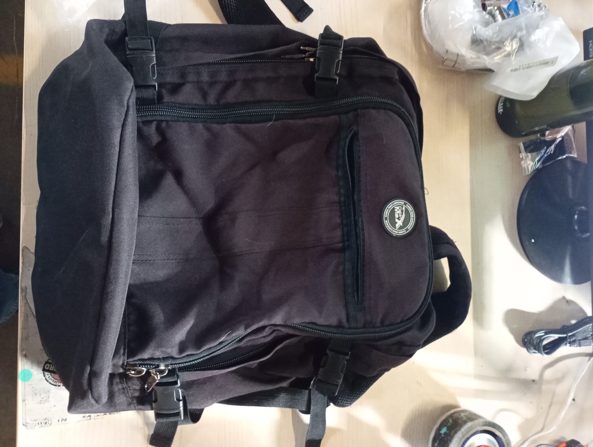 Reisrugzak Metz 44L Zwart - 57% Korting | Handbagage 55x40x20