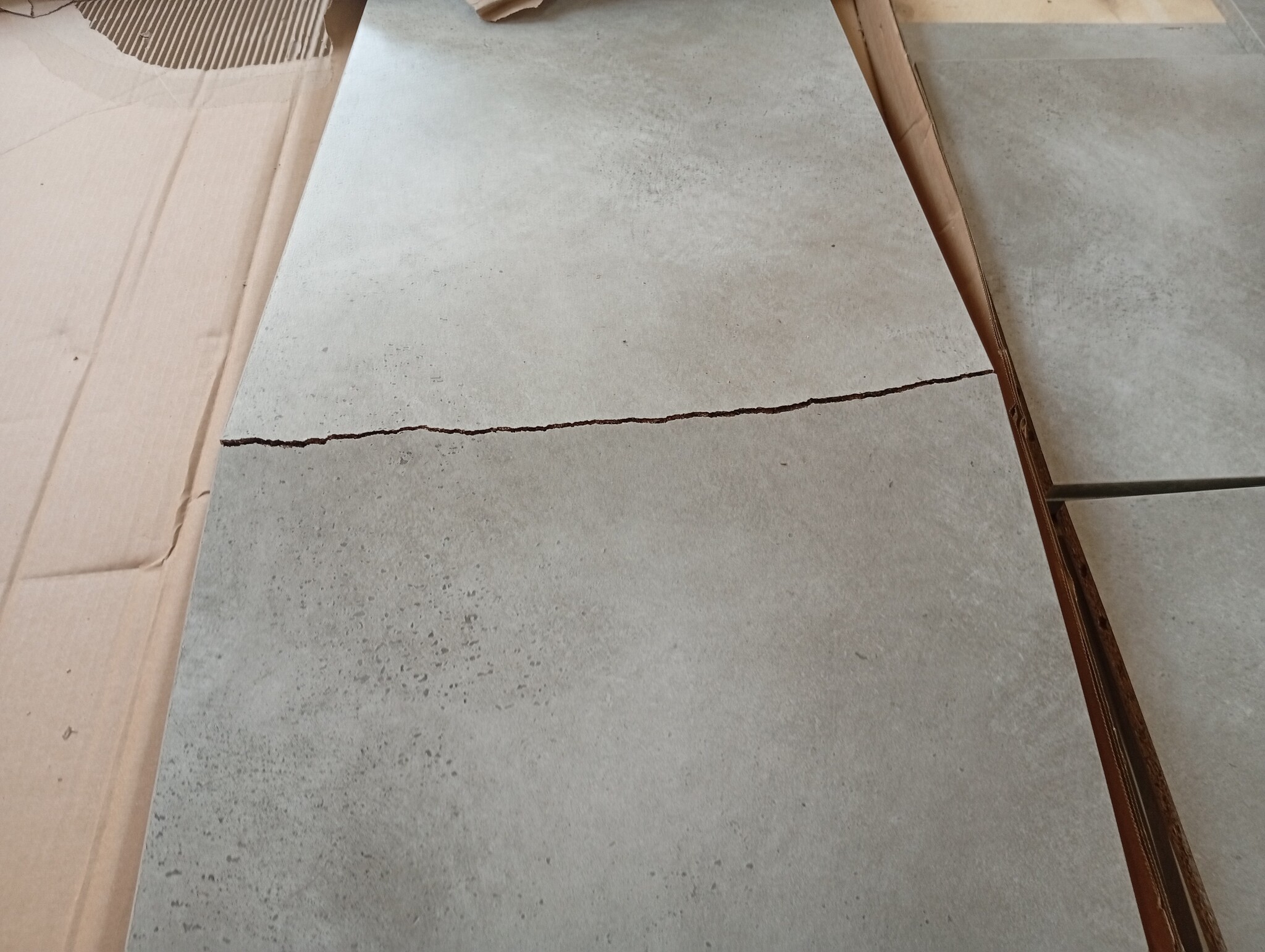 vidaXL Salontafelset Betongrijs 100x48x40 cm Bewerkt Hout | -73% Korting