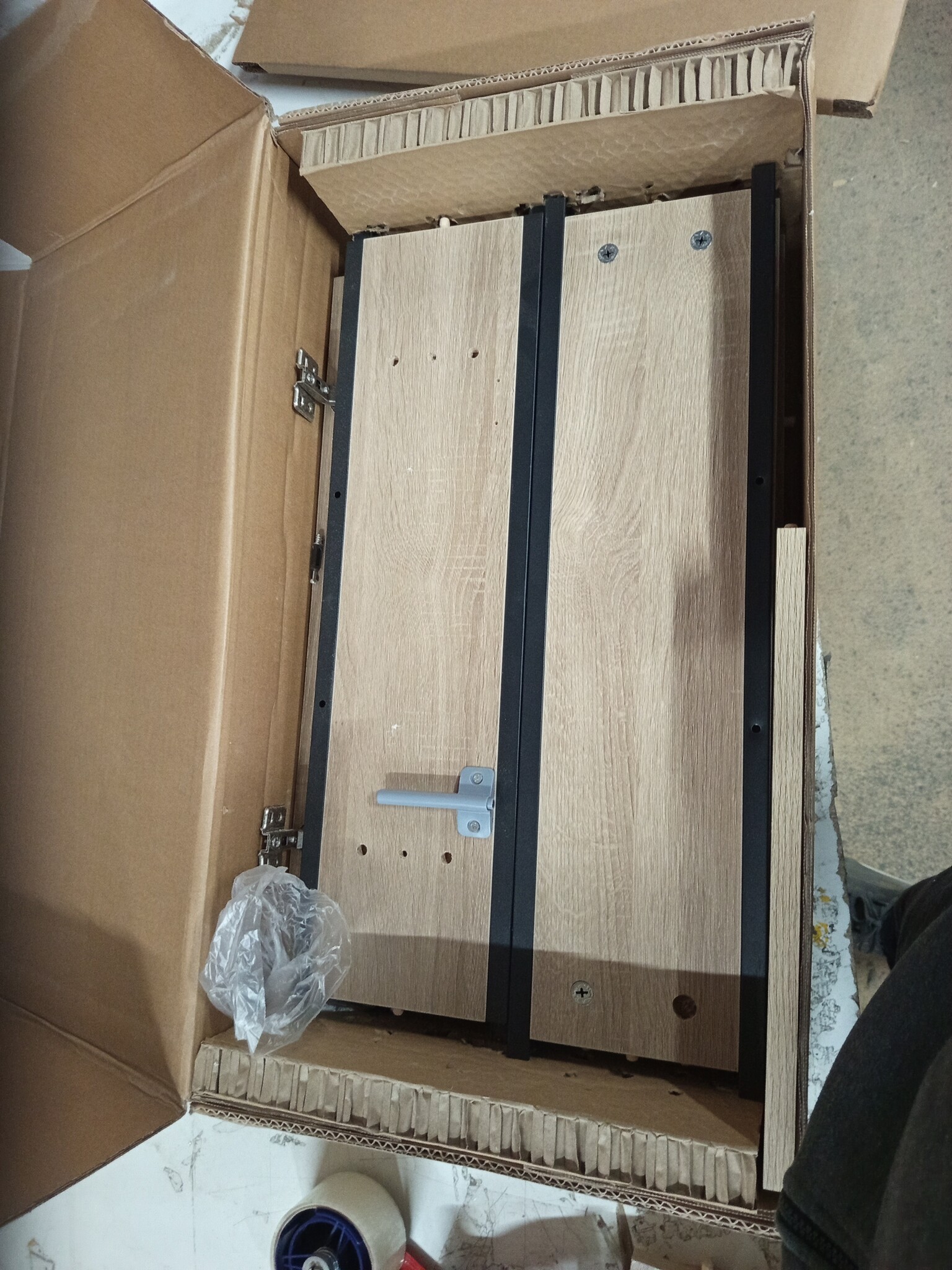 Beige Spiegelkast Bewerkt Hout (60x60cm) - 53% Korting!