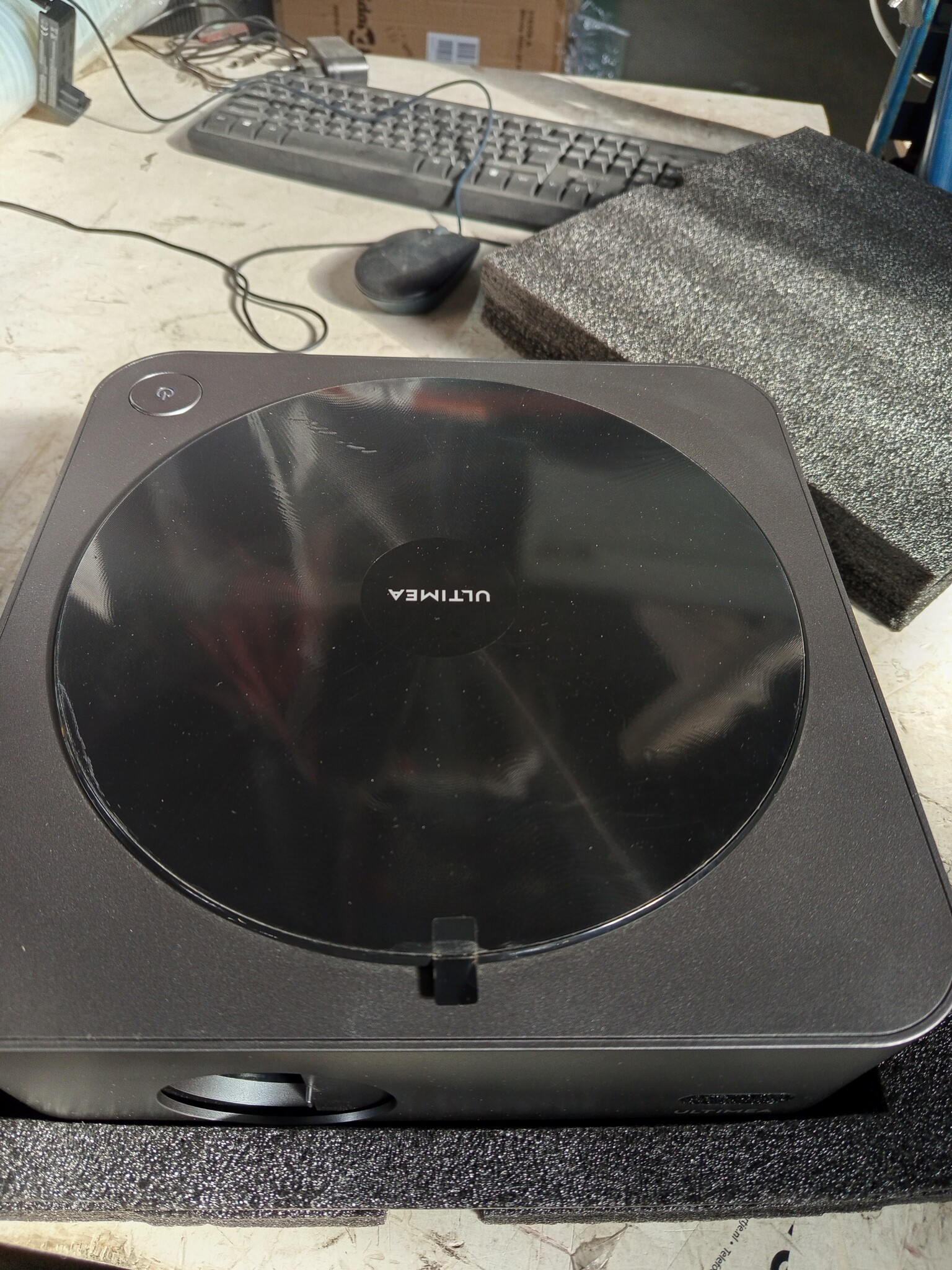 ULTIMEA Projector 4K Home Cinema Ondersteund, 700 ANSI Lumens met Obstructie Vermijding, 6D Keystone Correctie en Auto Focus, Heldere randen, Intuïtieve OS, Native 1080P Buiten Projector