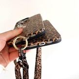 FIFTHAVE Telefoonketting compatibel met iPhone 16 Pro Necklace hoesje met band Luipaard beschermhoes 6,3", Luipaard Lanyard iPhone 16 Pro Case met koord om om te hangen Schattige siliconen hoesje