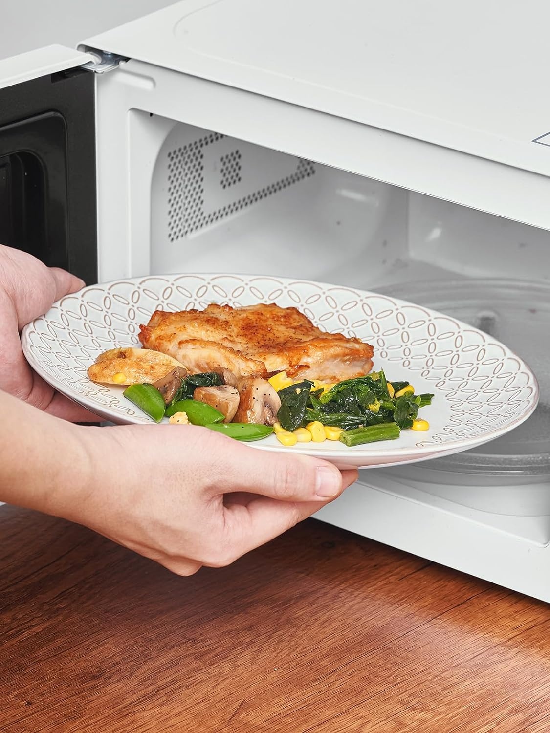 Set van 6 Vintage Witte Diner Borden (incl. 29% Korting)