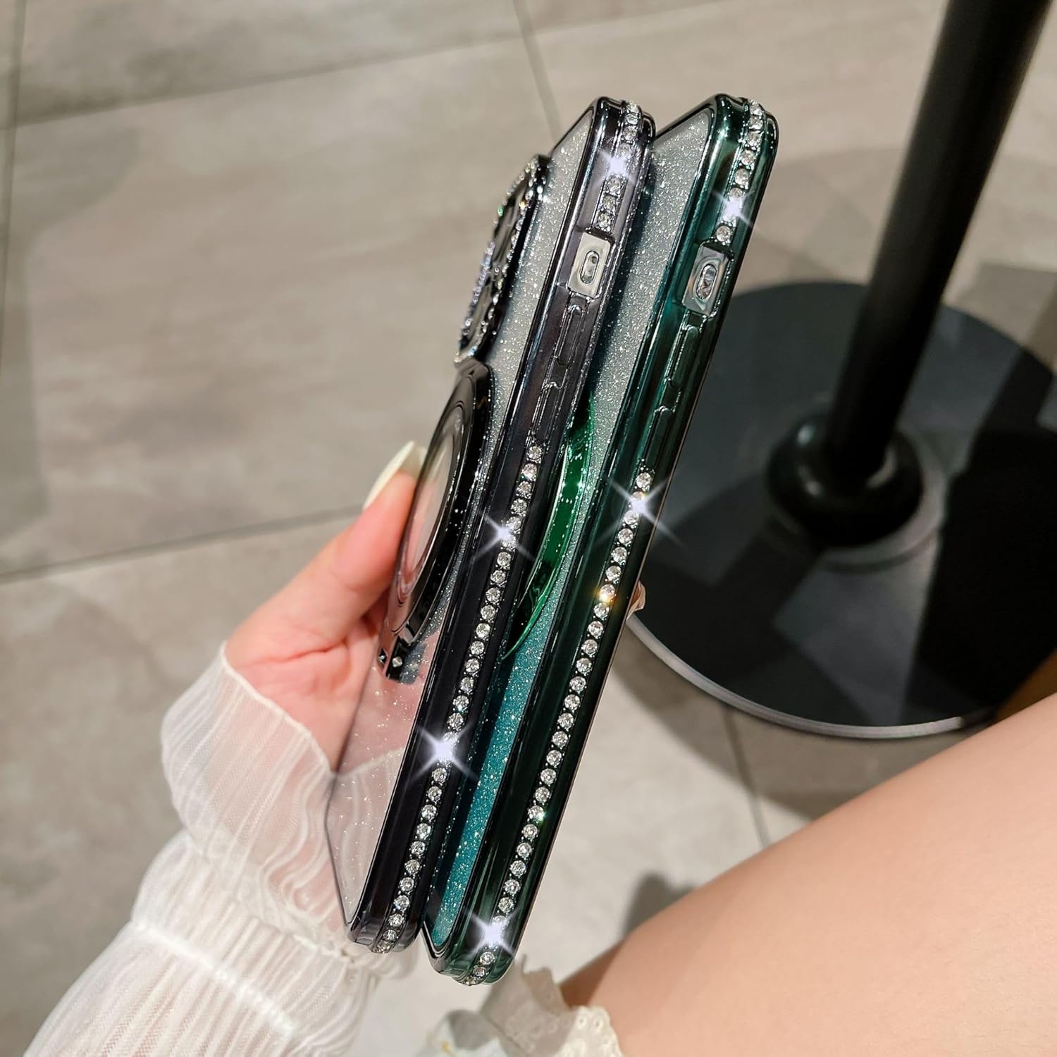 Roze iPhone 15 Hoesje MagSafe met Glitter & Stand - 31% Korting!