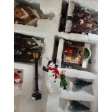 Kerstdorp met LED-verlichting - 76% Korting