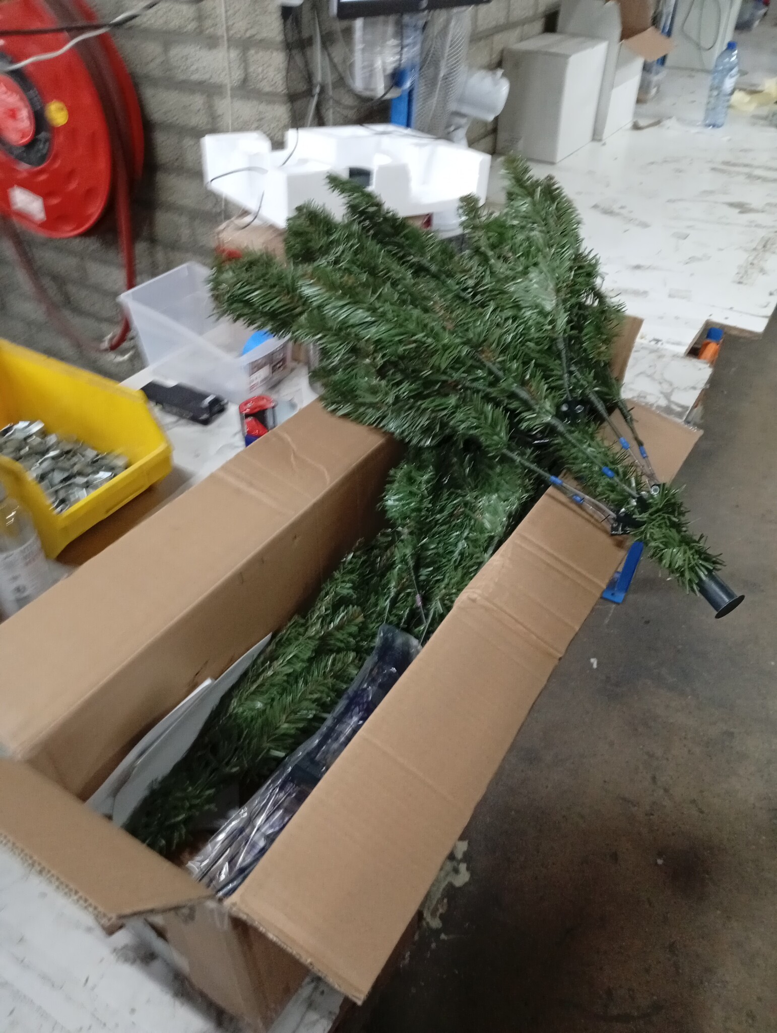 71% Korting: VidaXL Kerstboom Groen 150cm PVC/Staal - Geretourneerd