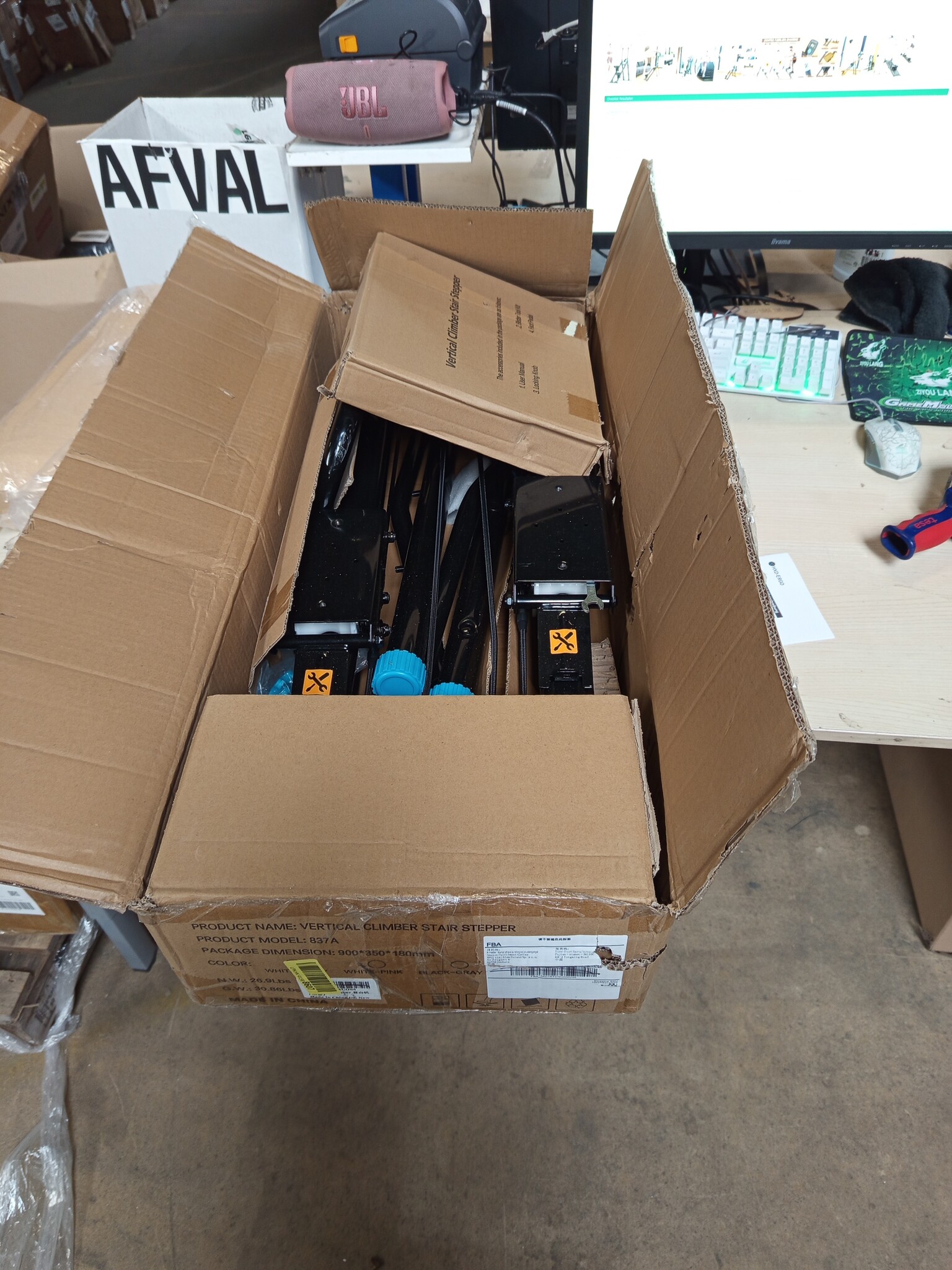 Verticale Klimmachine, Opvouwbare Pedaal Stepper, Draagbaar, met LCD-scherm en Verstelbaar Stuur voor Thuistraining