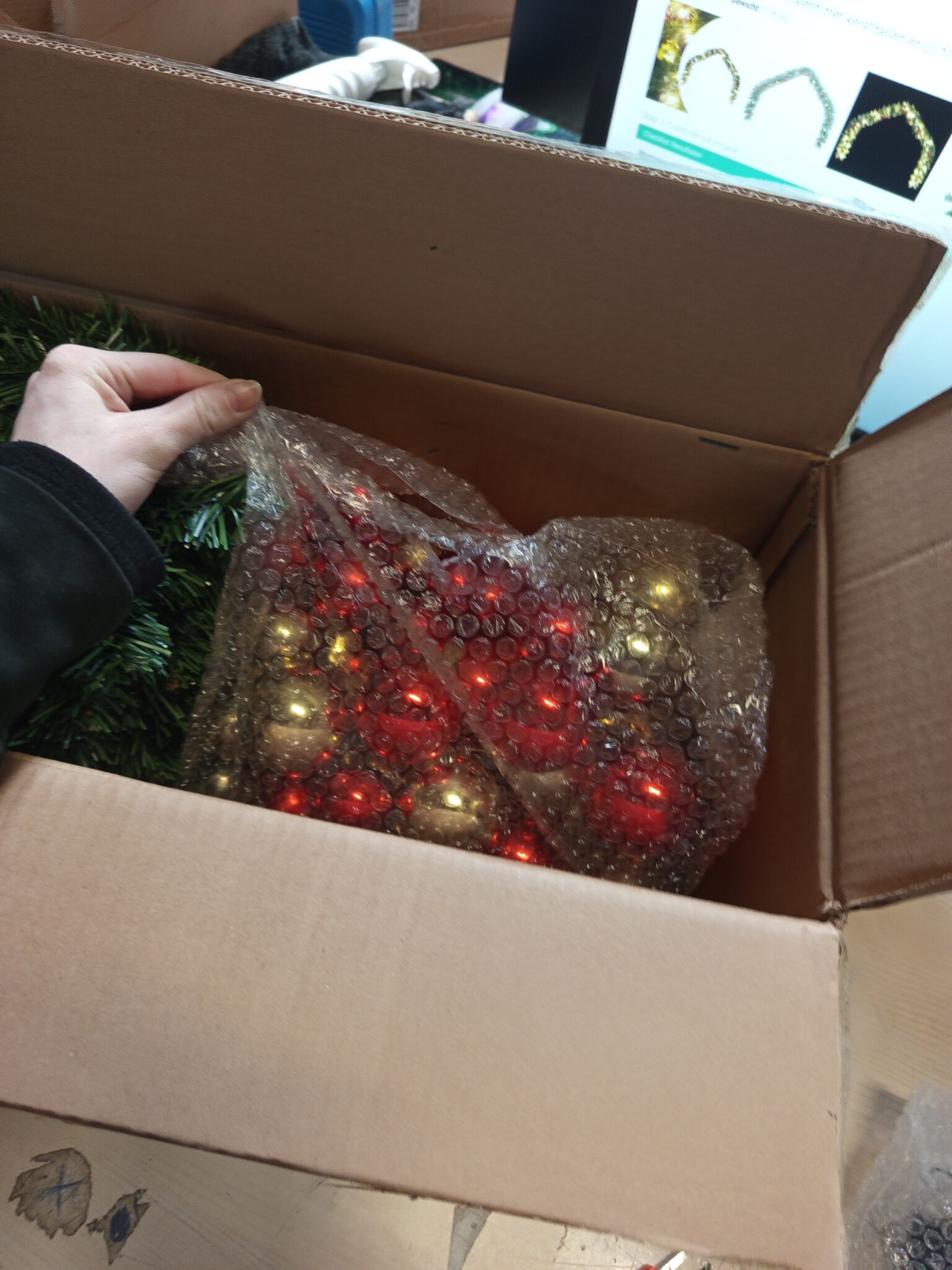 VidaXL Kerstslinger met Ballen & LED-lampjes 20m - 77% Korting
