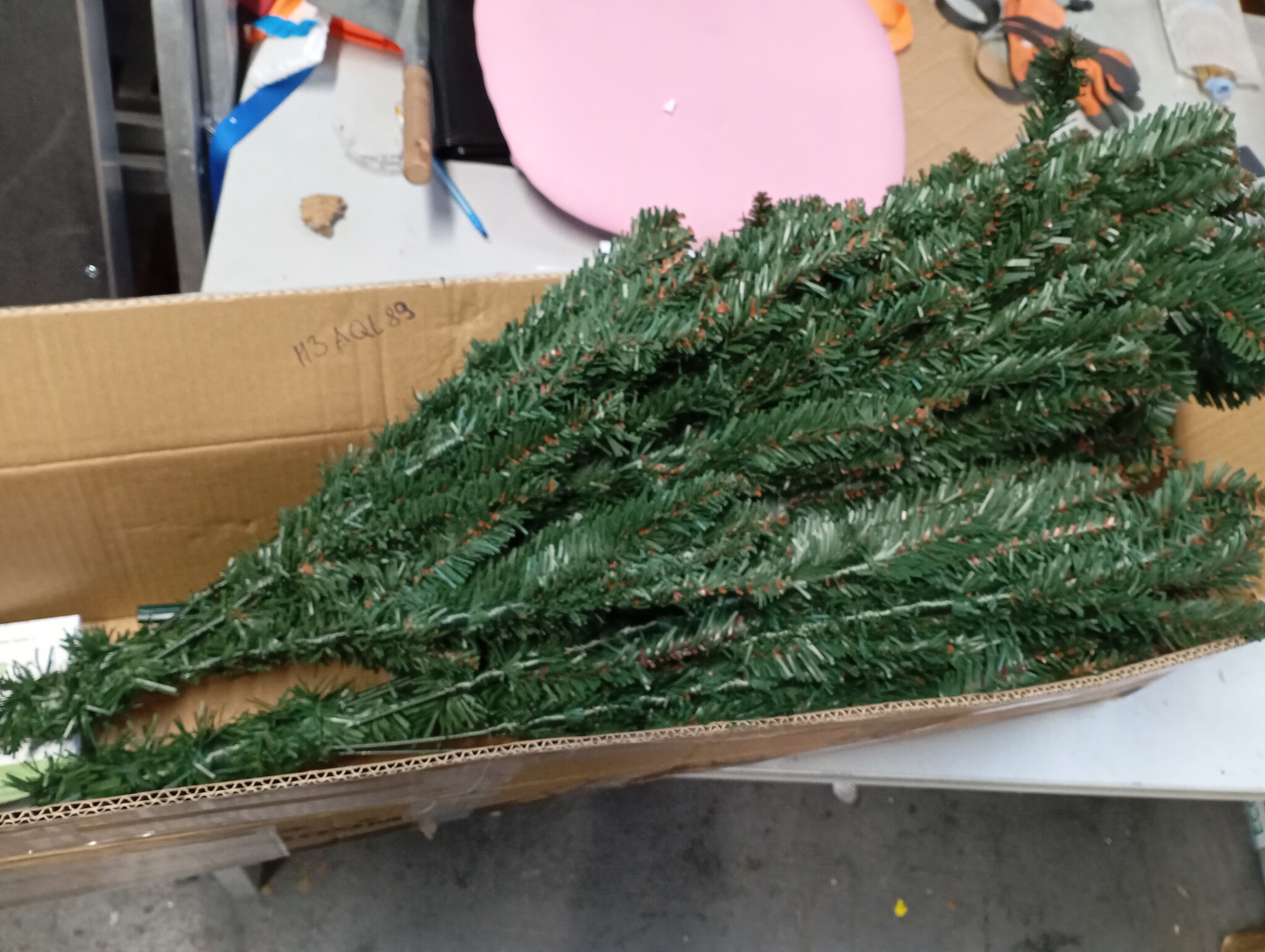 Kunstkerstboom 180cm Groen PVC 13 Lagen met 83% Korting