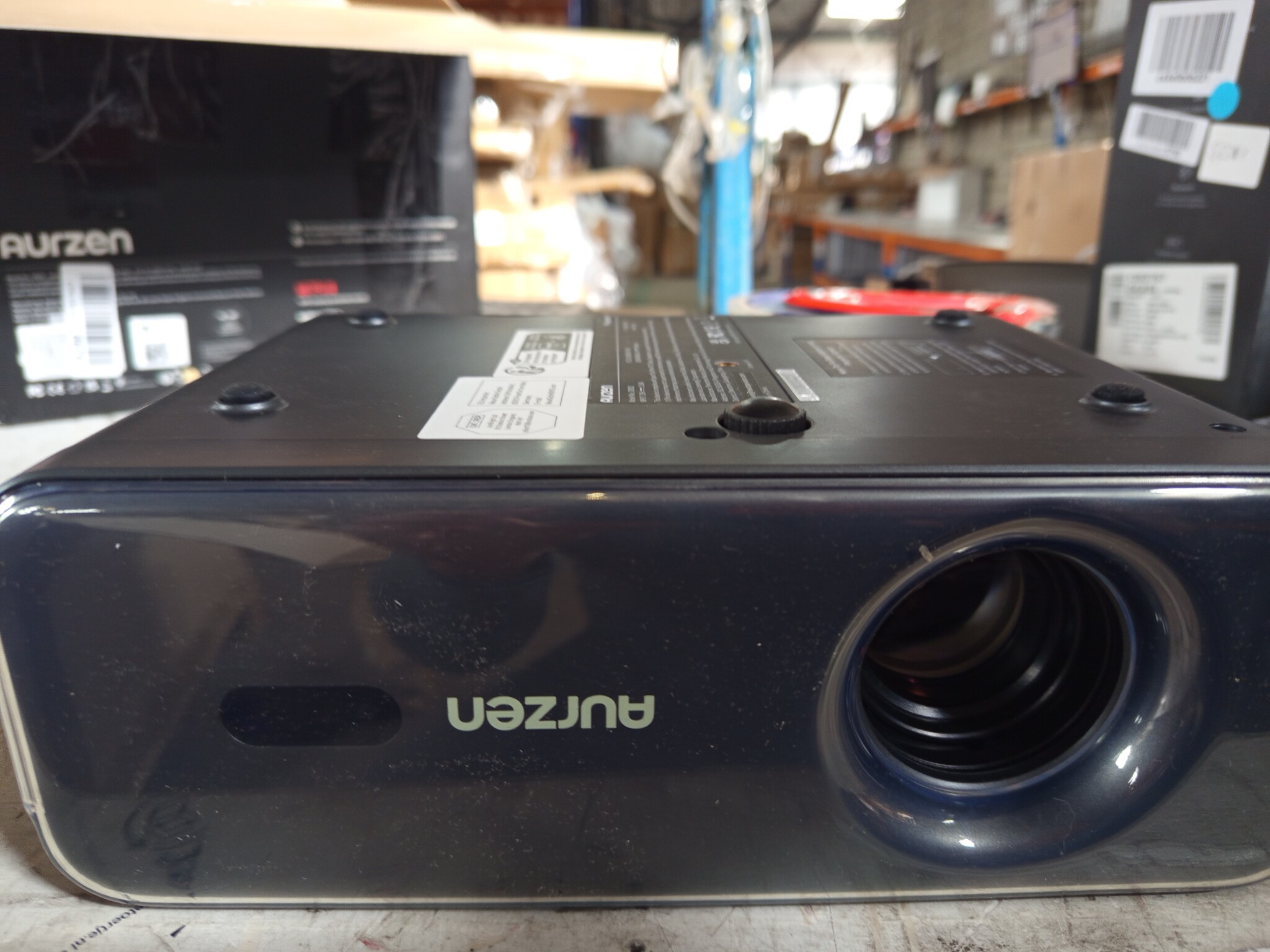 Aurzen EAZZE D1 Pro Smart Projector - Full HD 1080P, 4K Ondersteuning, Dolby Audio, Officiële Netflix