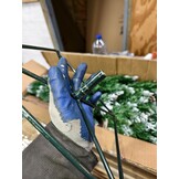 Kunstkerstboom 180cm met houten stam, sneeuw & dennenappels - 81% korting