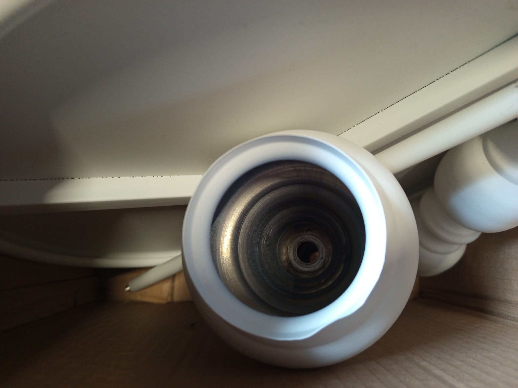 Metalen Ronde Bijzettafel Mat Wit (56% Korting) - 21 inch Hoog