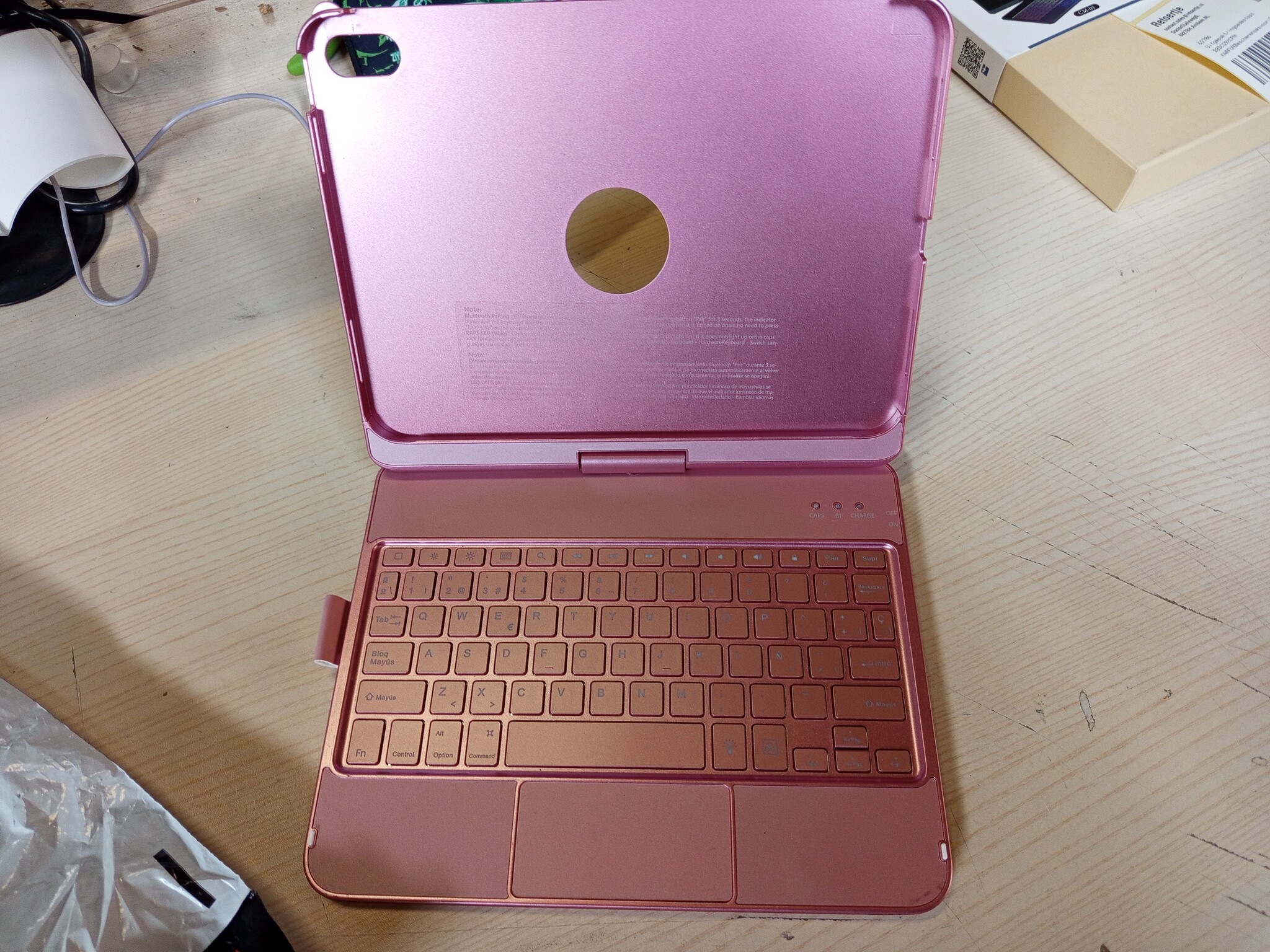 Hoes met Toetsenbord & Stylus voor iPad 10e Gen 10.9" - 360° Draaibaar, Verlicht Spaans QWERTY