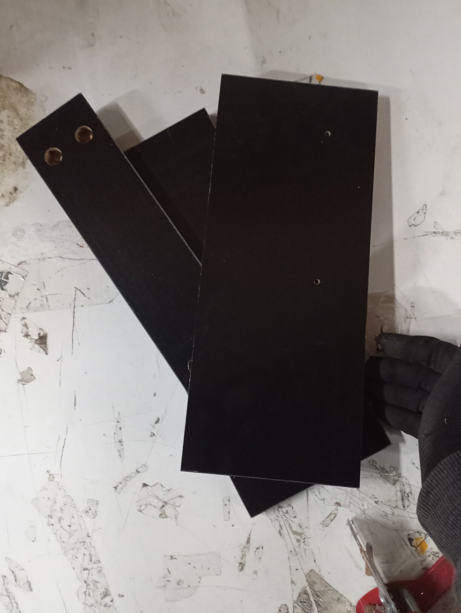 vidaXL Wandtafel met 54% Korting - Zwart Bewerkt Hout & Metaal (75x34,5x75 cm)