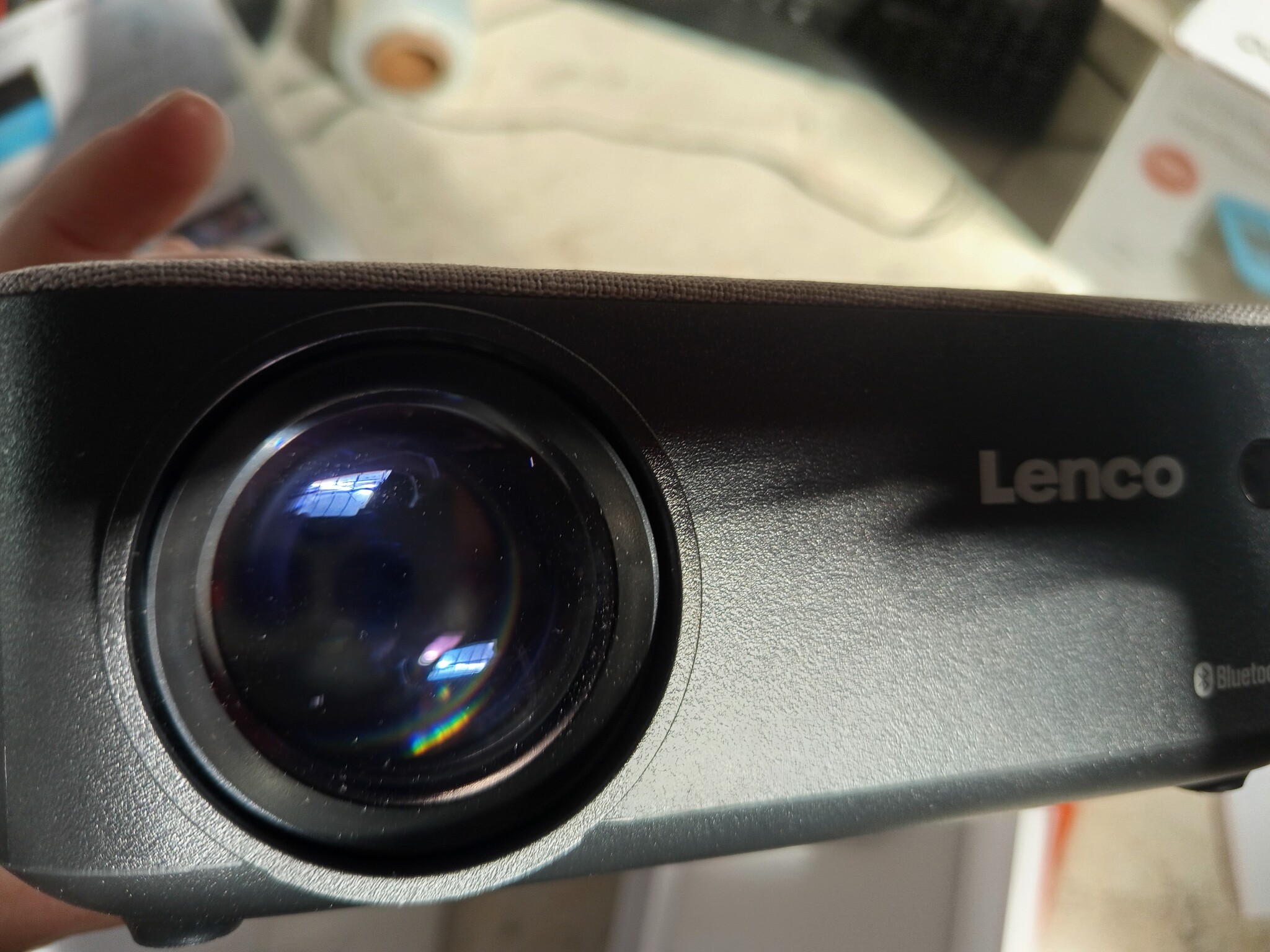 Lenco LPJ-700 Mini Beamer - Full HD - 4000 Lumen - 54% Korting