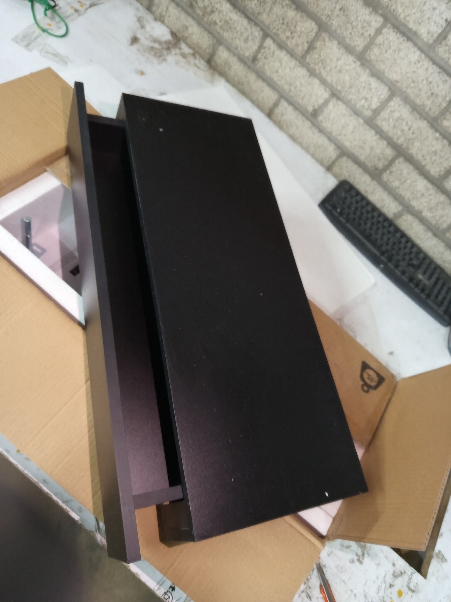 vidaXL Wandschap met lade 60x23,5x10 cm MDF zwart