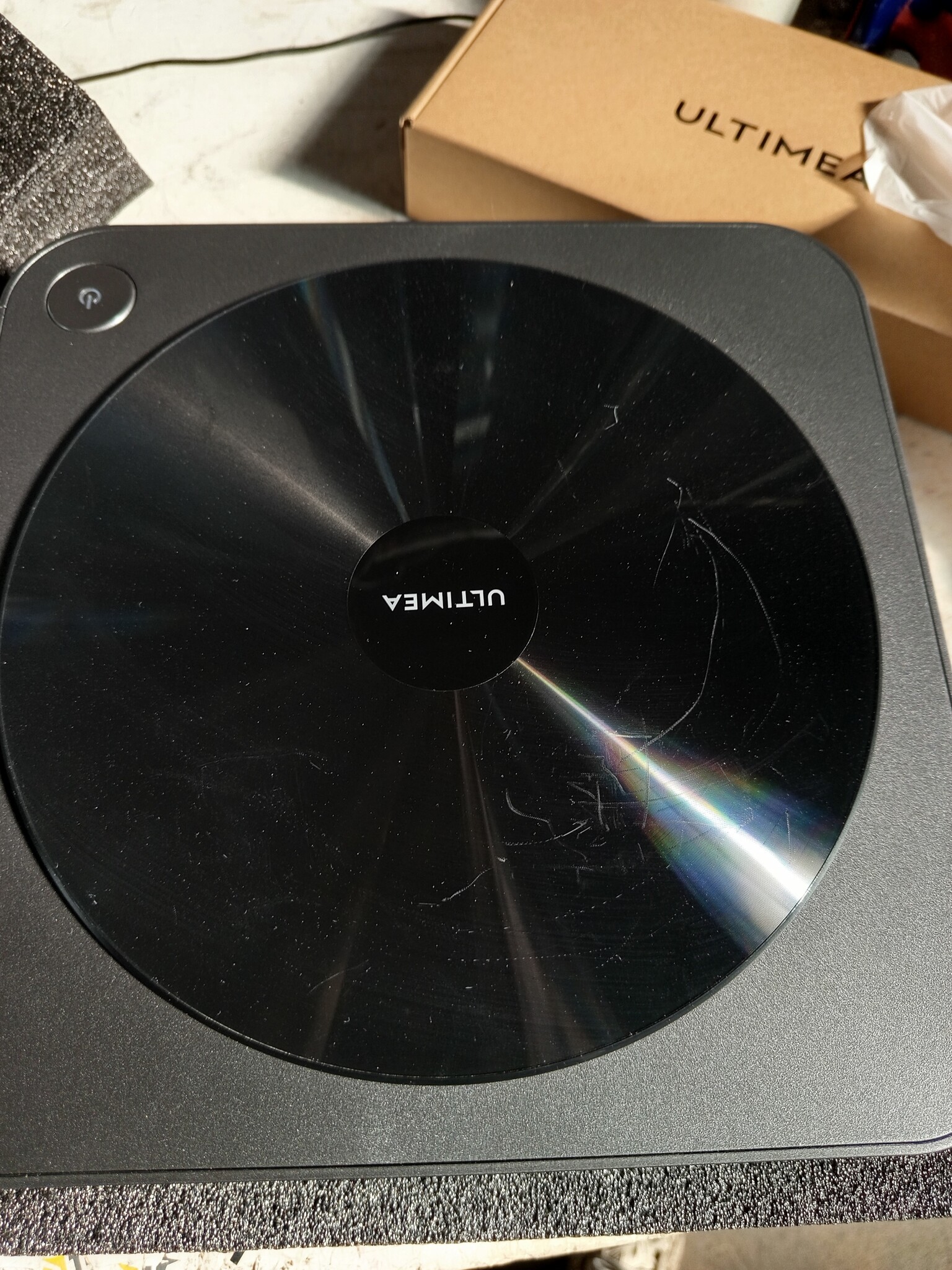 ULTIMEA Projector 4K Home Cinema Ondersteund, 700 ANSI Lumens met Obstructie Vermijding, 6D Keystone Correctie en Auto Focus, Heldere randen, Intuïtieve OS, Native 1080P Buiten Projector