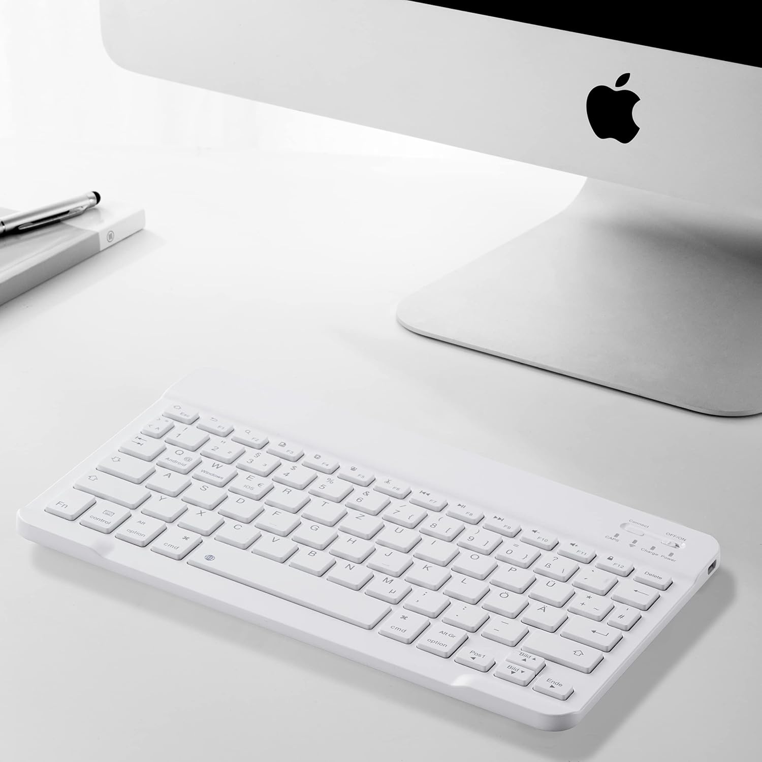 Roze QWERTZ Toetsenbord Case met Penhouder voor iPad 10e Gen (10.9")