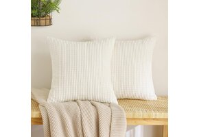 2x Zachte Melkwitte Sierkussenhoezen 60x60cm (38% Korting)