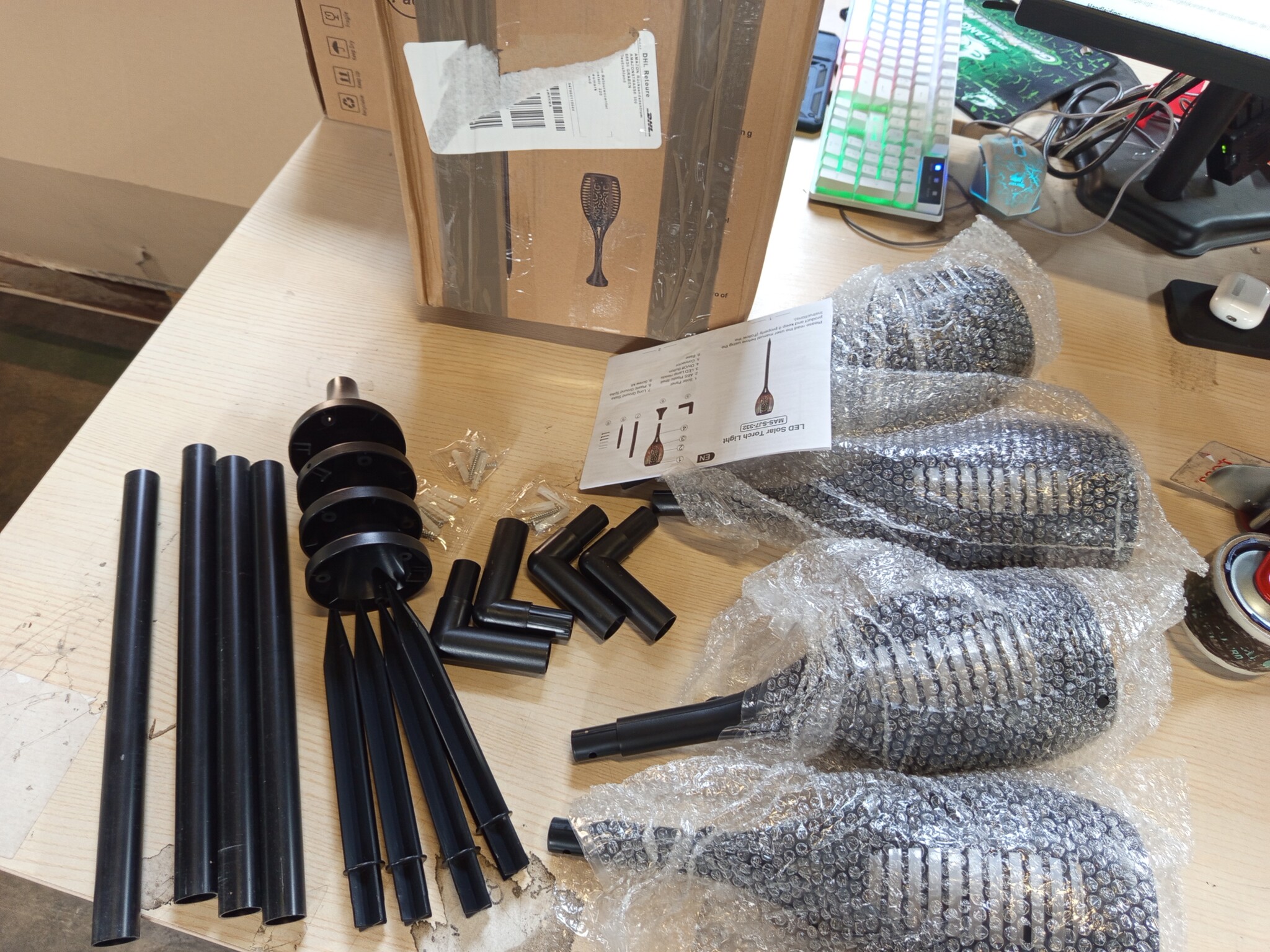 Zonnelampen voor buiten, 96 leds, zonnelampen voor buiten, tuin, waterdicht, IP65, zonnelampen voor buiten, met realistische vlammen, zonnelamp voor buiten, voor tuin (4 stuks)