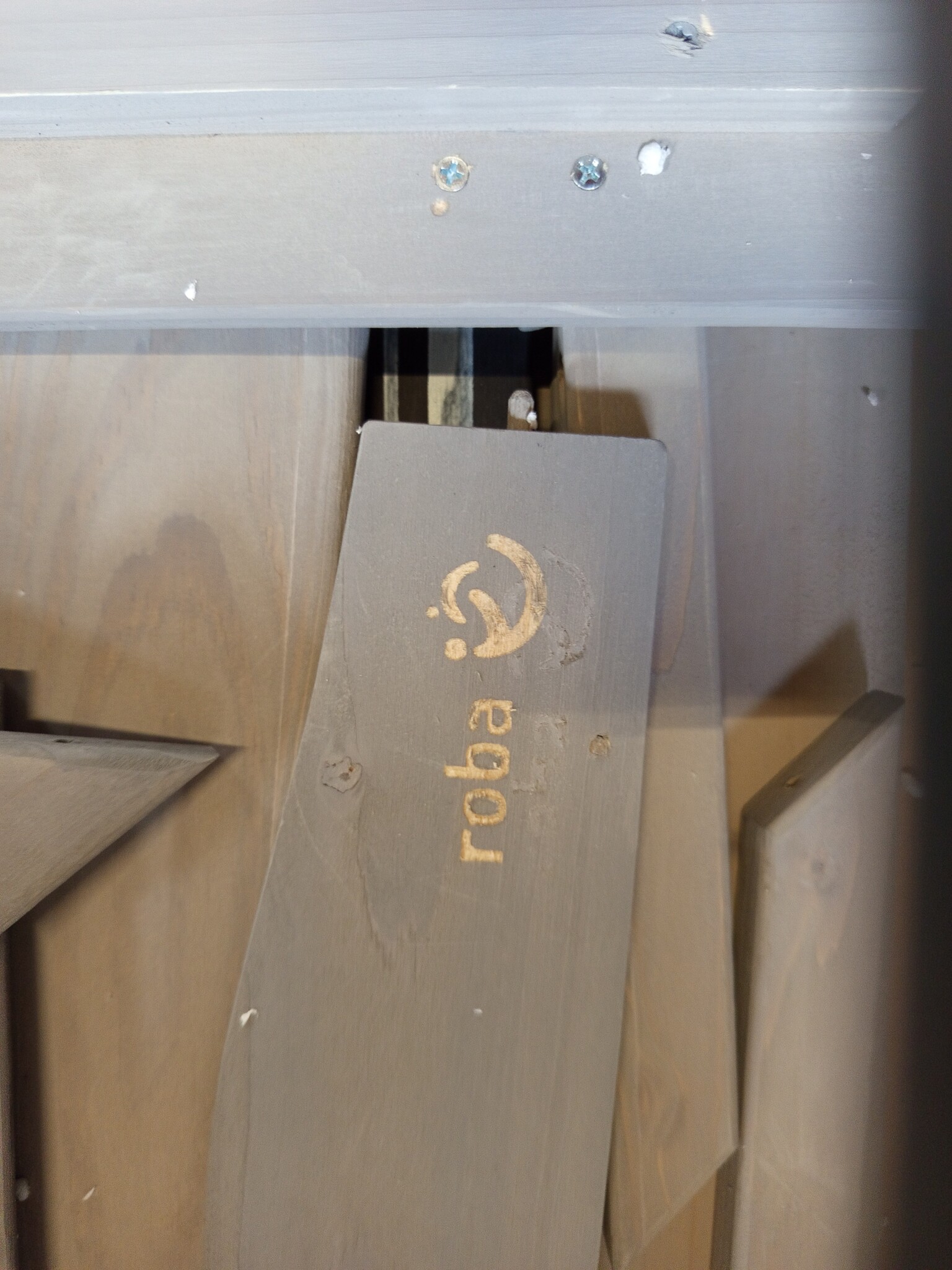 roba Hangende Modderkeuken voor Kinderen - Functionele Buitenspeelkeuken met Waterdispenser & Accessoires - FSC Gecertificeerd Hout - Grijs Gelakt