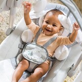Ingenuity, Draagbare babyschommel, knuffellamp - met melodieën, tijd en schommelinstelling