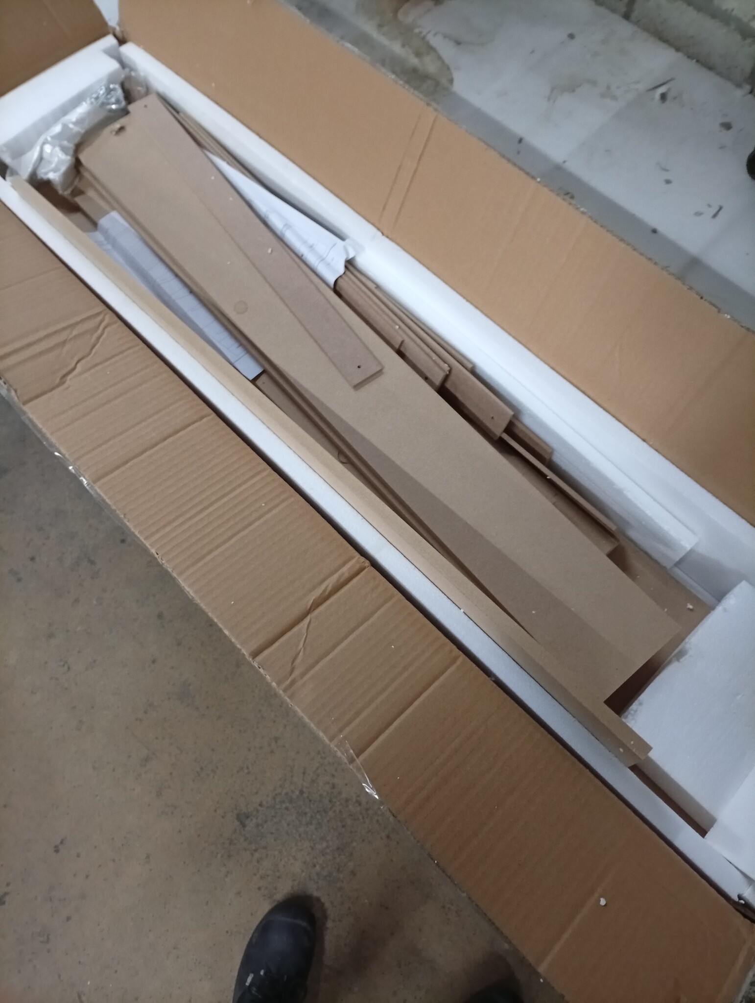 vidaXL Radiatorombouw MDF 112x19x81,5 cm - 58% Korting!