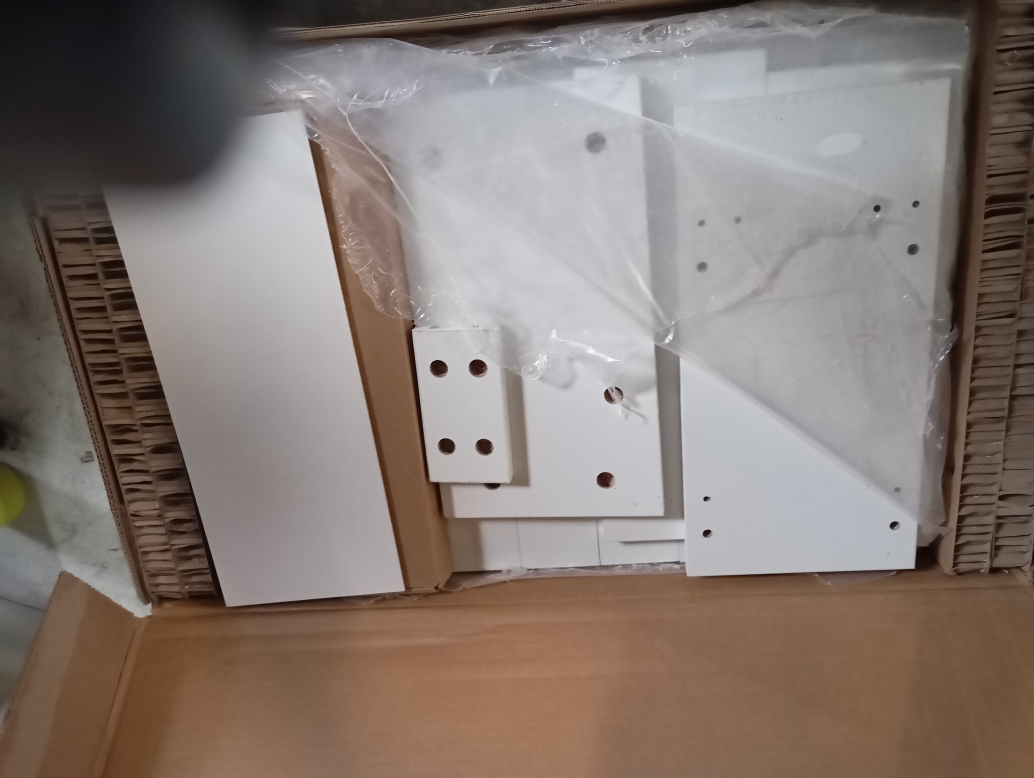 vidaXL Badkamerkast smal met wielen bewerkt hout wit