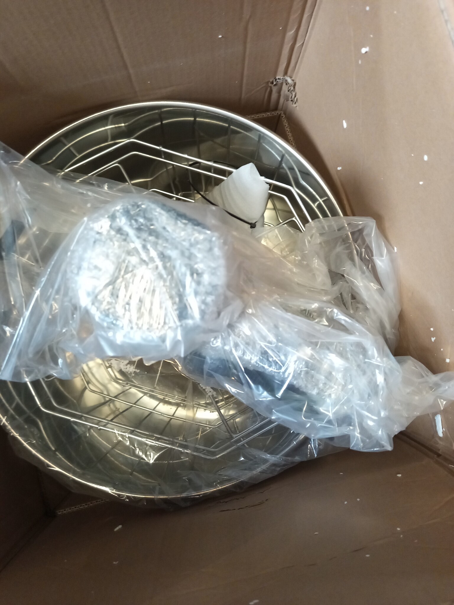 VEVOR Honing Extractor Elektrische 140W Tangentiële Extractor Roestvrij Staal 4/8 Frame Honing Extractor 45mm Honing Valve 1300rpm Elektrische Honing Extractor 48x16/23cm Honingraat Maat Bijenteelt Imker Accessoires