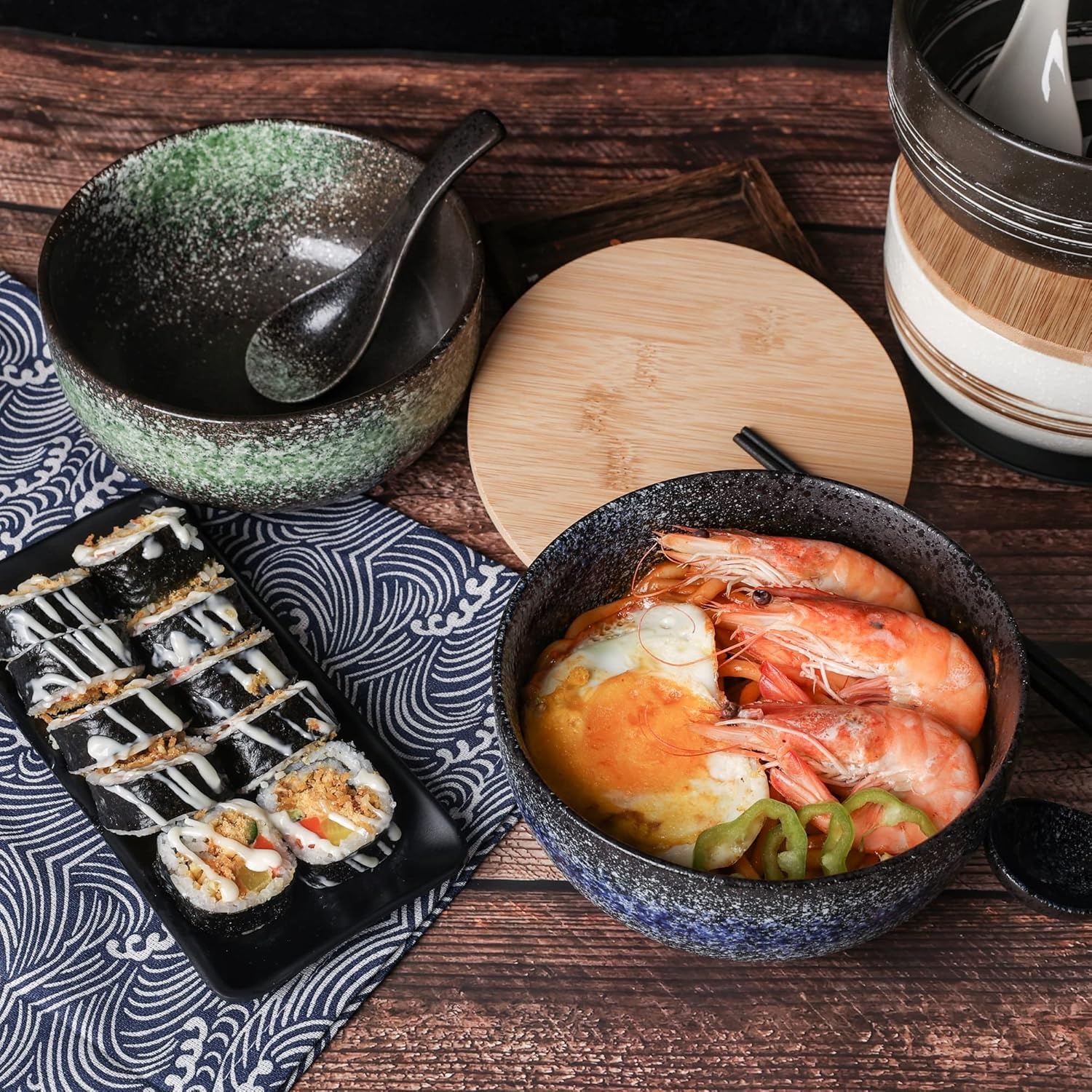 Ramen bowl keramische set (4 stuks) met lepel eetstokjes, 1100 ML grote soepkom, slakommen voor soep, pho en sushi bowl (Blauwe kom set)