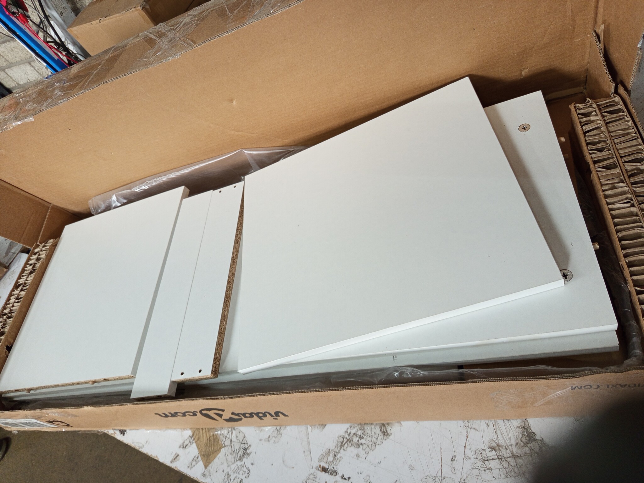 Hoge kast Wit 40x36x110 cm met 78% Korting