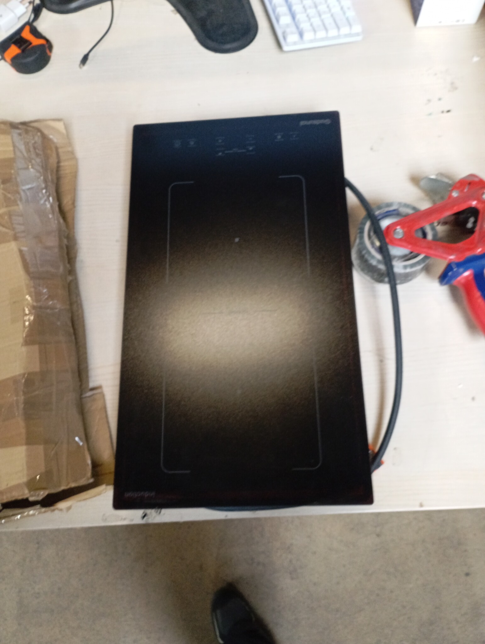 Inductiekookplaat, 2 platen, inbouw met flexibele zones, 3600 W, continue verwarming met laag vermogen, booster, 9 standen, timer, automatische uitschakeling