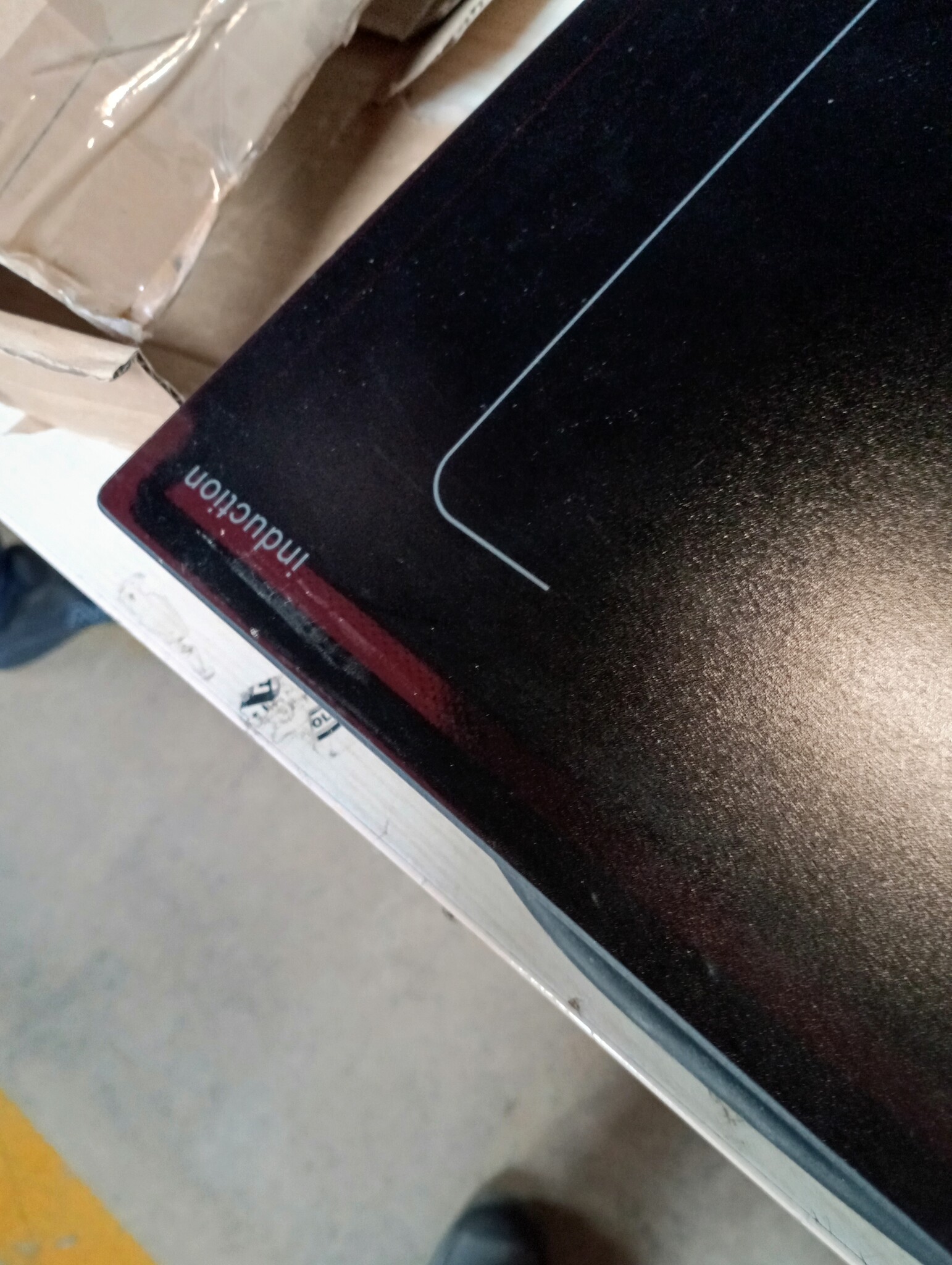 Inductiekookplaat, 2 platen, inbouw met flexibele zones, 3600 W, continue verwarming met laag vermogen, booster, 9 standen, timer, automatische uitschakeling