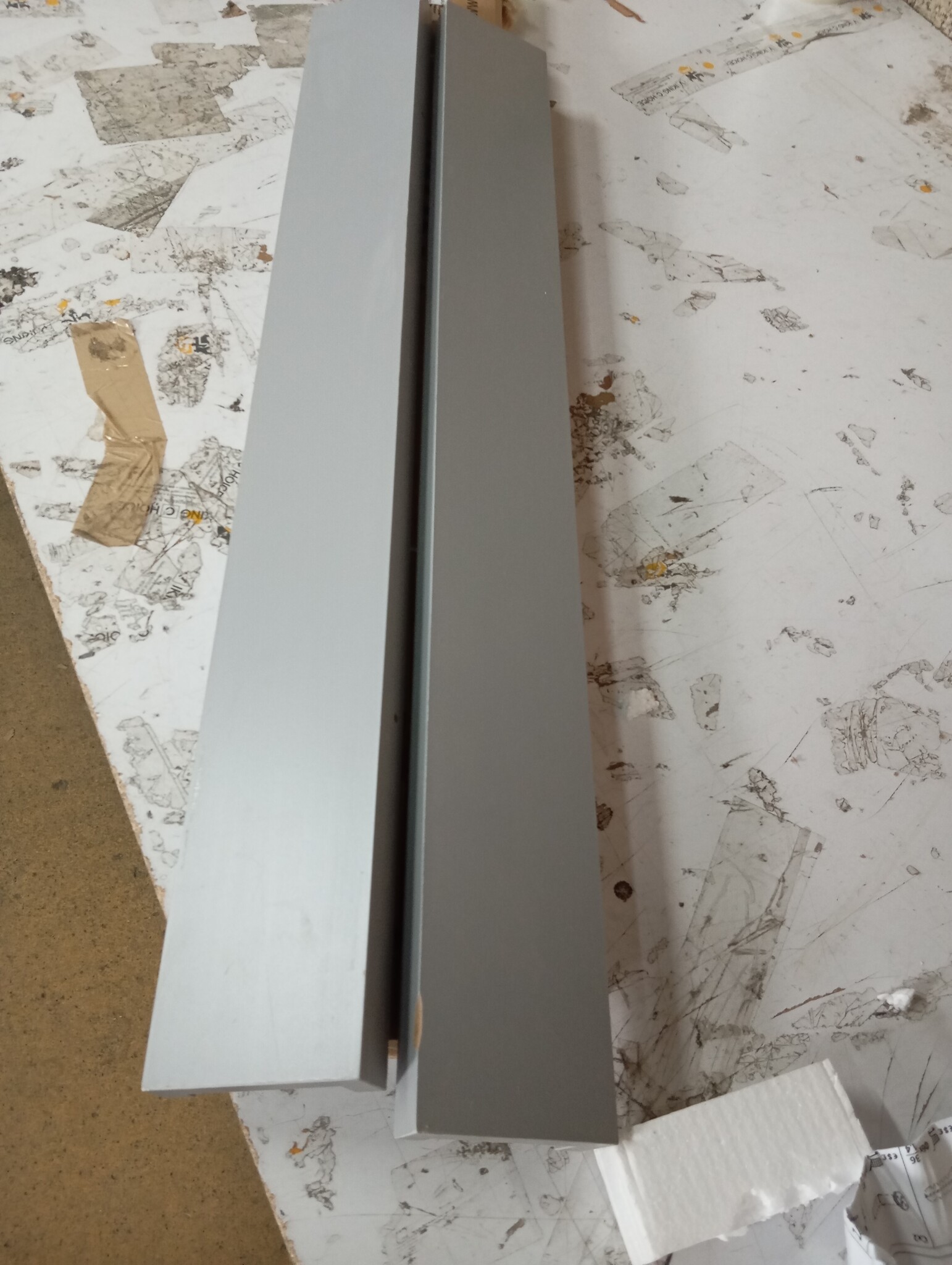 vidaXL Fotoplanken 2 st 80x9x3 cm MDF grijs