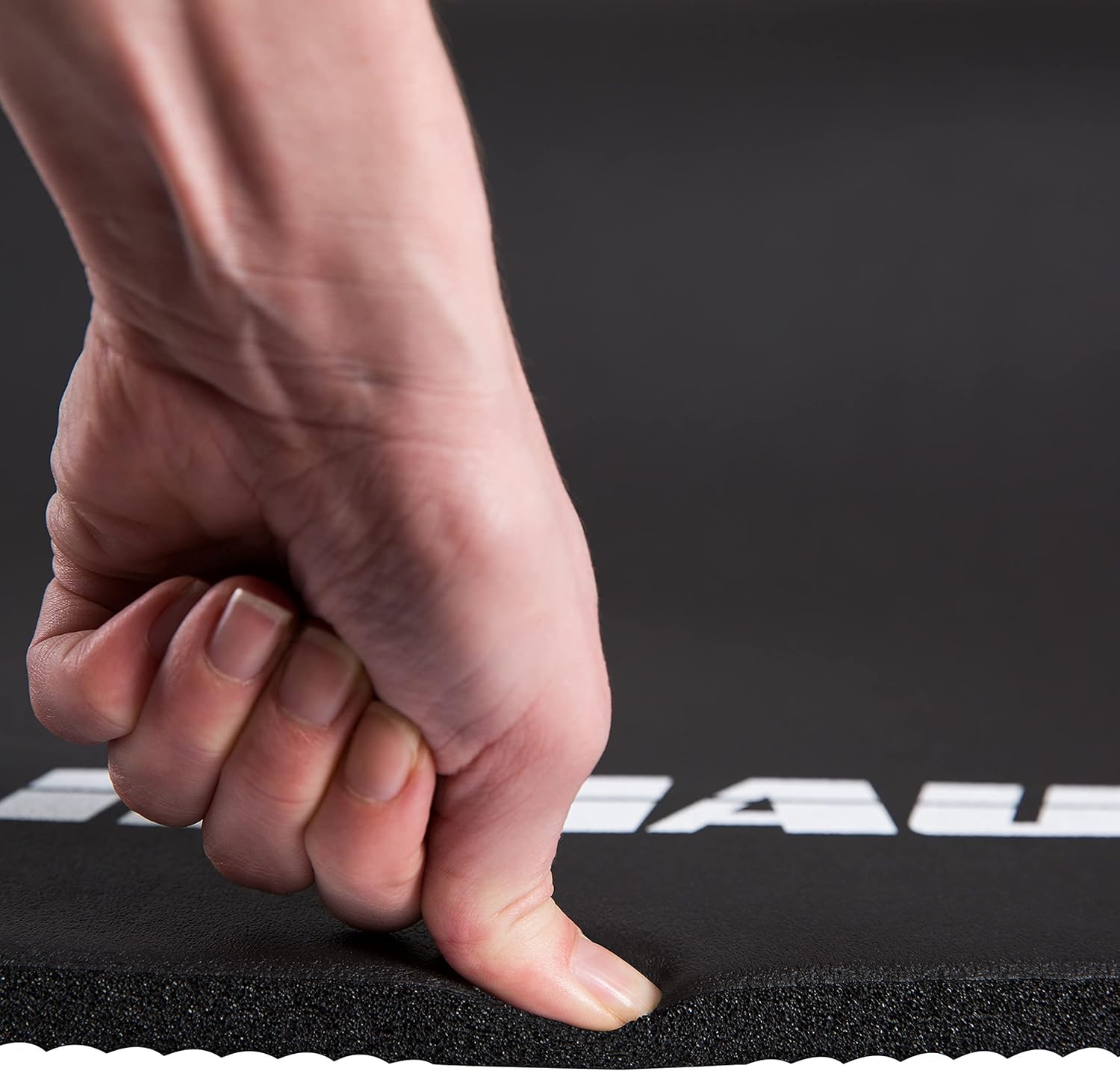 Muawo Premium Sports Mat & Fitness Mat Perfect as Yoga Mat Gym Mat Training Mat Non-Slip Extra Thick & Extra Long Up to 190 cm Long x 100 cm Width x 1.5 cm Thickness