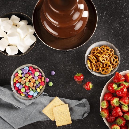 Princess 292998 Chocoladefontein XL – Chocolade fondue - 3 Lagen – Warmhoudfunctie - 90W - Extra groot