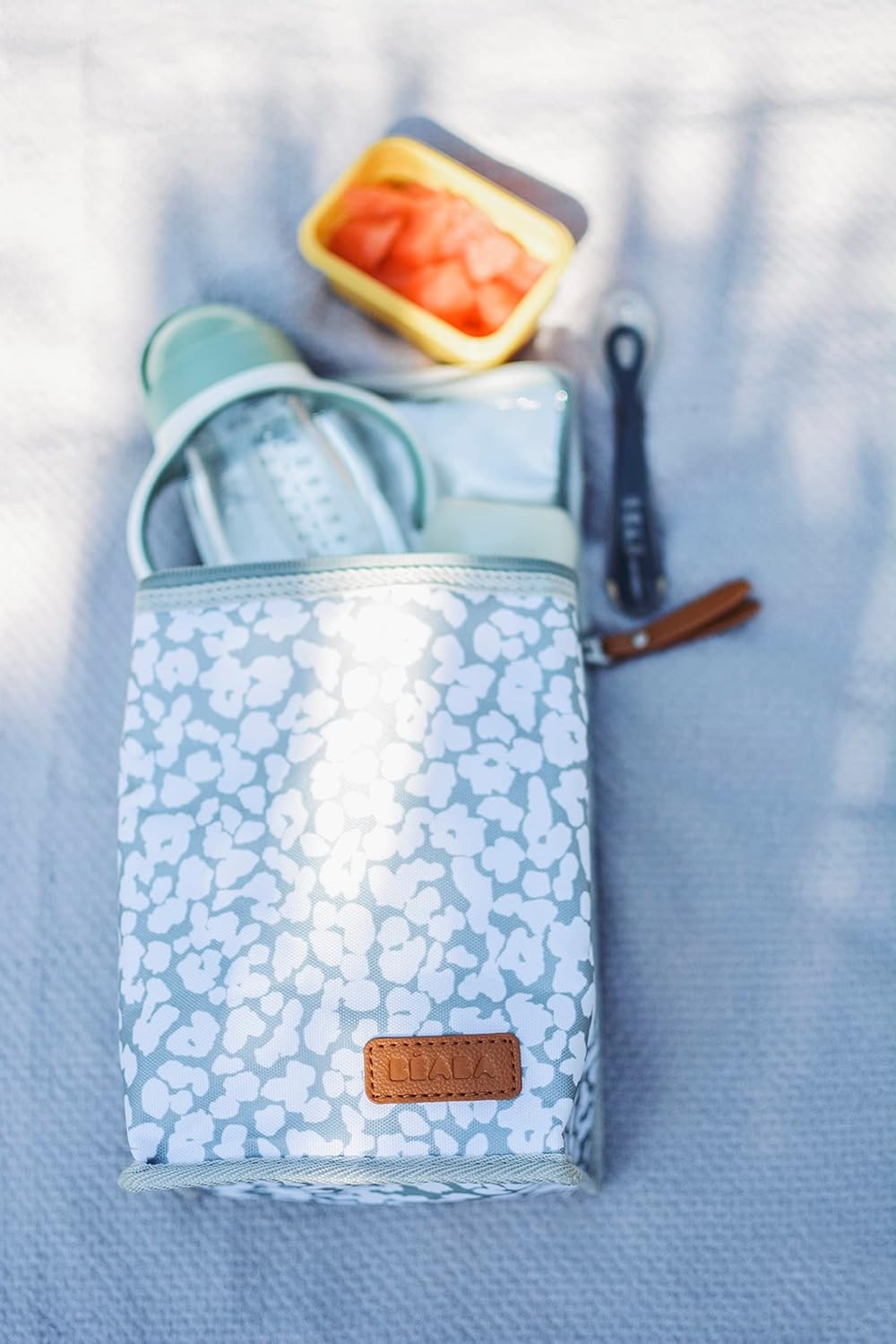 BÉABA, Lunchtas voor baby's, geïsoleerd, groot formaat, grote capaciteit, transport van volledige maaltijd, zacht materiaal, opvouwbaar, waterdichte stof, kersenbloesem - Maat 22 cm