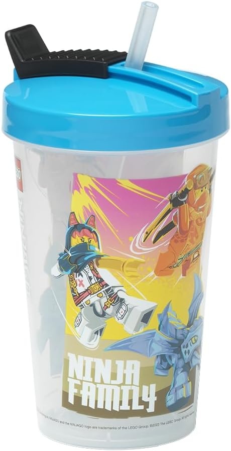 Room Copenhagen LEGO Beker met rietje, leuke en functionele hydratatie voor kinderen, herbruikbaar, geïsoleerde beker met rietje, deksel en Lego Ninjago-afbeeldingen, transparant/azuur