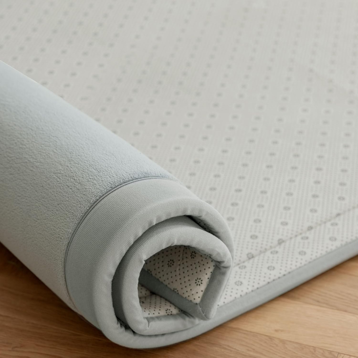 IOTXY Koraal fluwelen tapijt voor kinderen, fluwelen mat, kruiptapijt voor kinderkamer en woonkamer, zilvergrijs, 200 x 280 cm