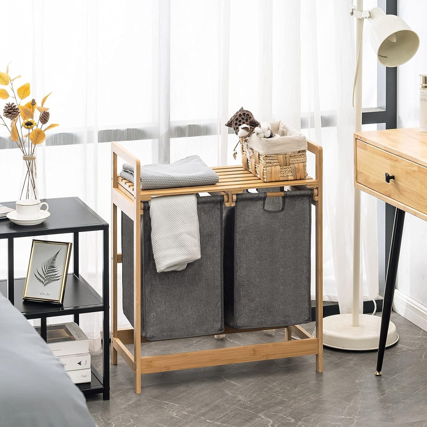 29% Korting: Geretourneerde Wasmand met Bamboeframe & Plank - Grijs