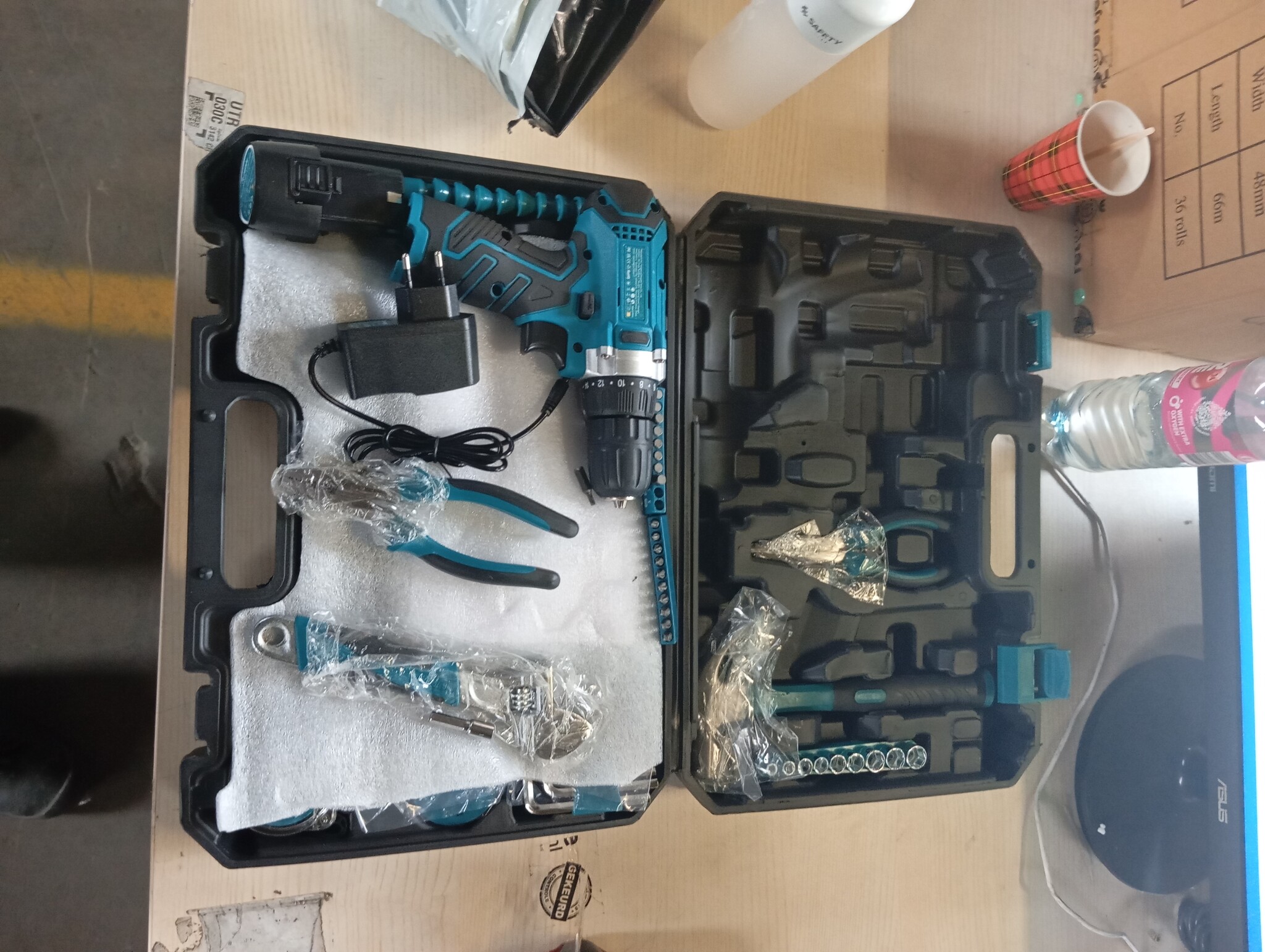 Sundpey Accuschroefboormachine, 12 V, complete gereedschapskoffer, 206 delen met klopboor, gereedschapsset met complete boorset voor de decoratie van het huis