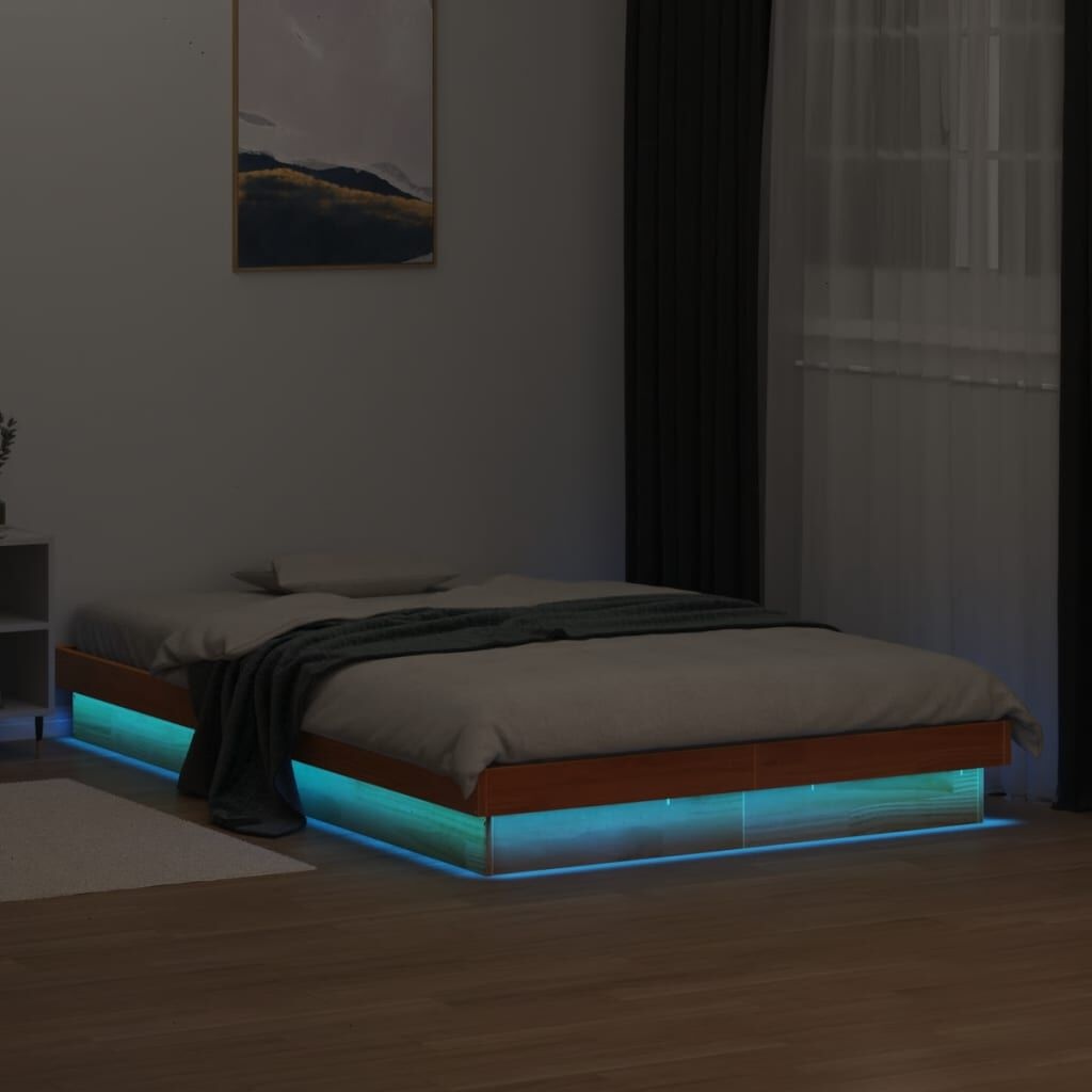 vidaXL Bedframe Grenenhout met LED - 140x200 cm - 35% Korting