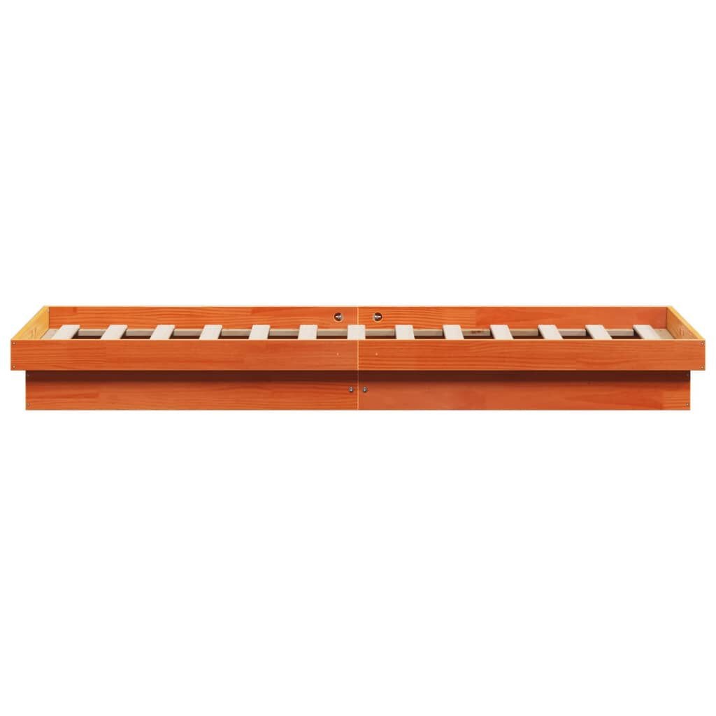 vidaXL Bedframe Grenenhout met LED - 140x200 cm - 35% Korting