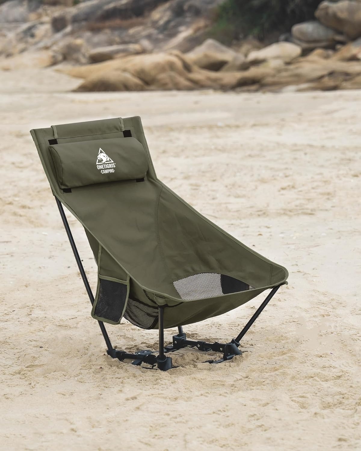 OneTigris Dragonhide Campingstoel, klapstoel, vissersstoel, hoge rugleuning, opvouwbaar, belastbaar tot 125 kg, licht, inklapbaar, met 2 zijzakken, voor outdoor, wandelen, rangergroen