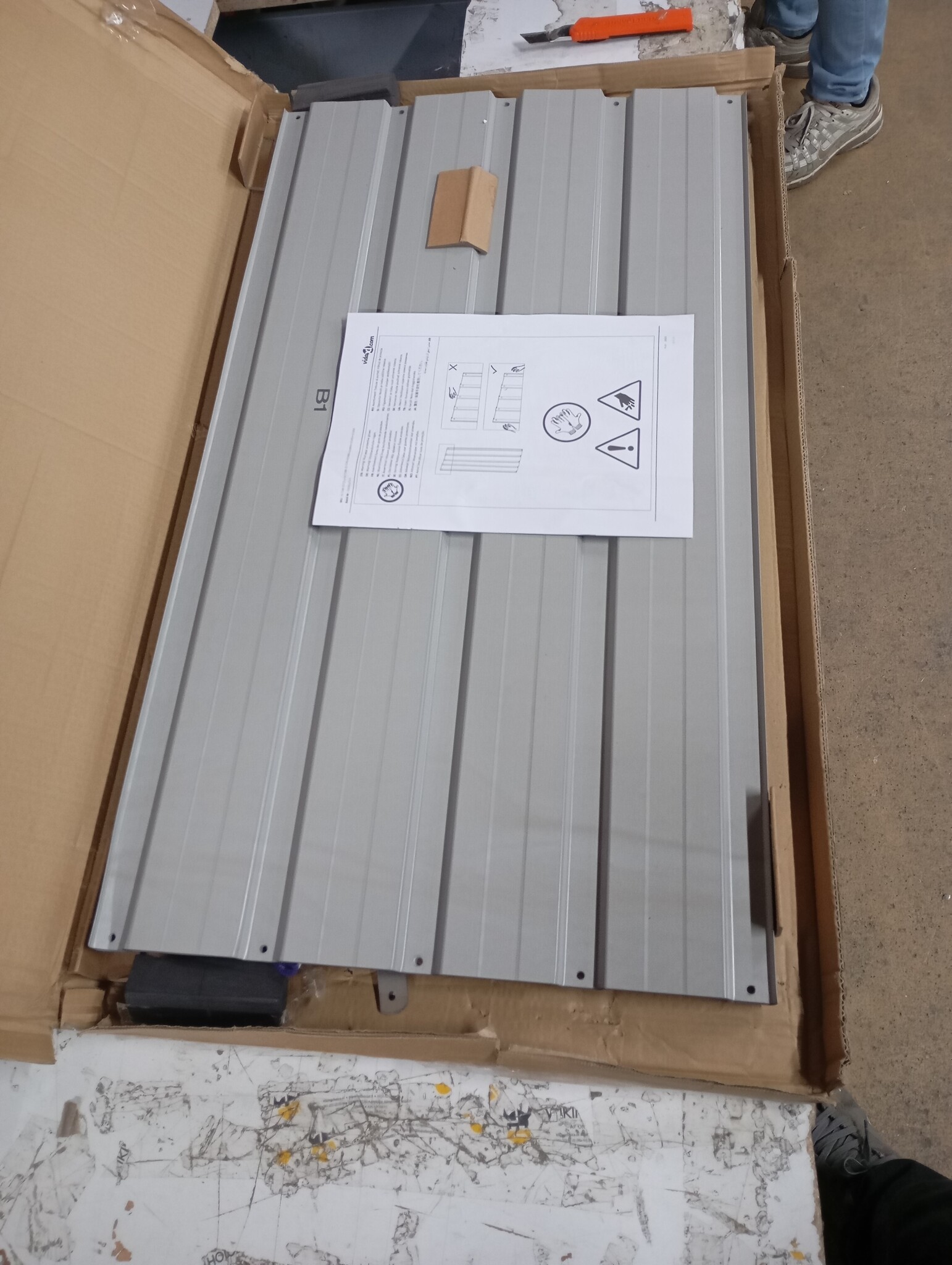vidaXL Plantenbak verhoogd 160x80x77 cm gegalvaniseerd staal grijs