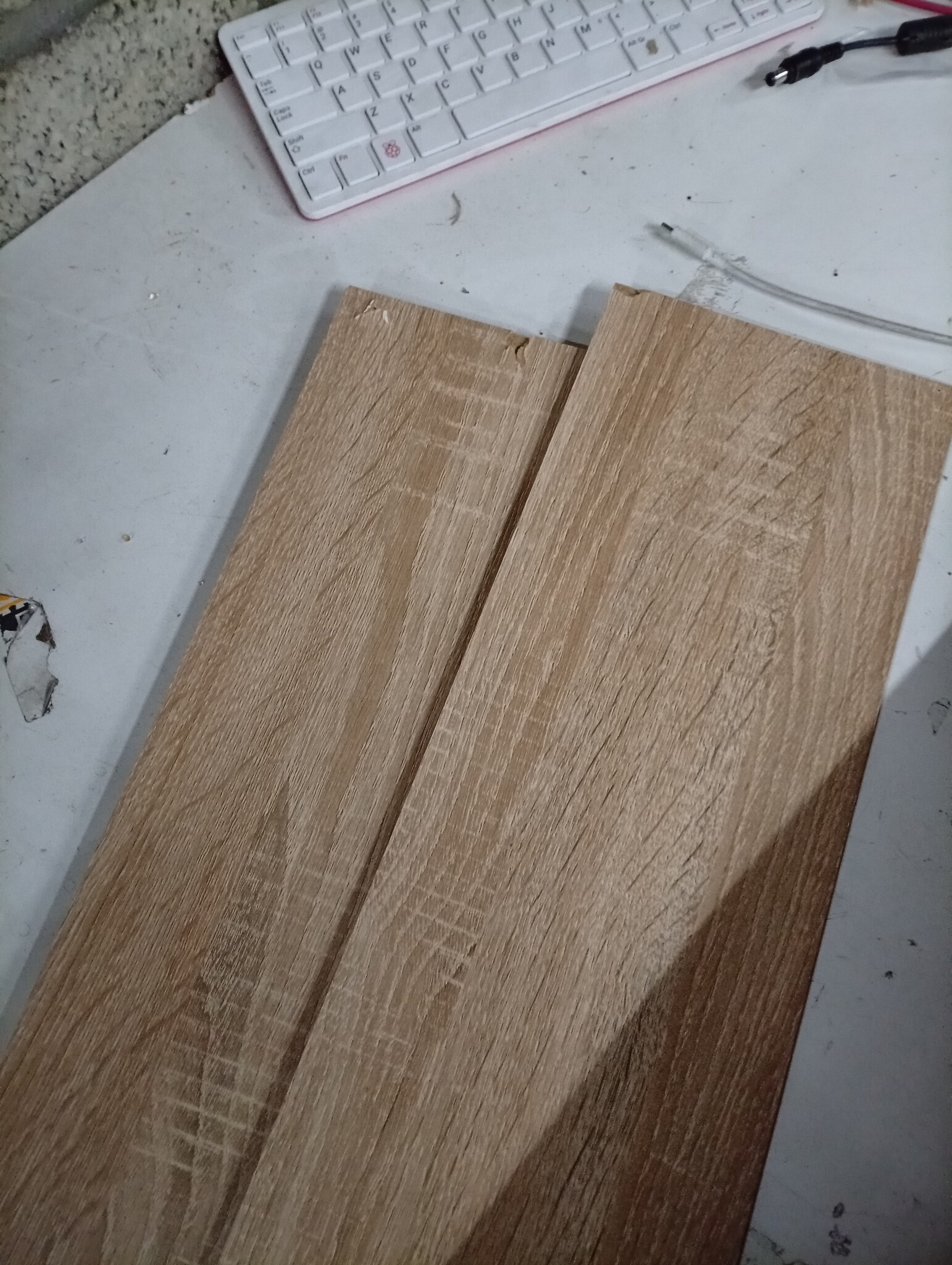 vidaXL Bedlades 2 st bewerkt hout en kunstleer crèmekleurig
