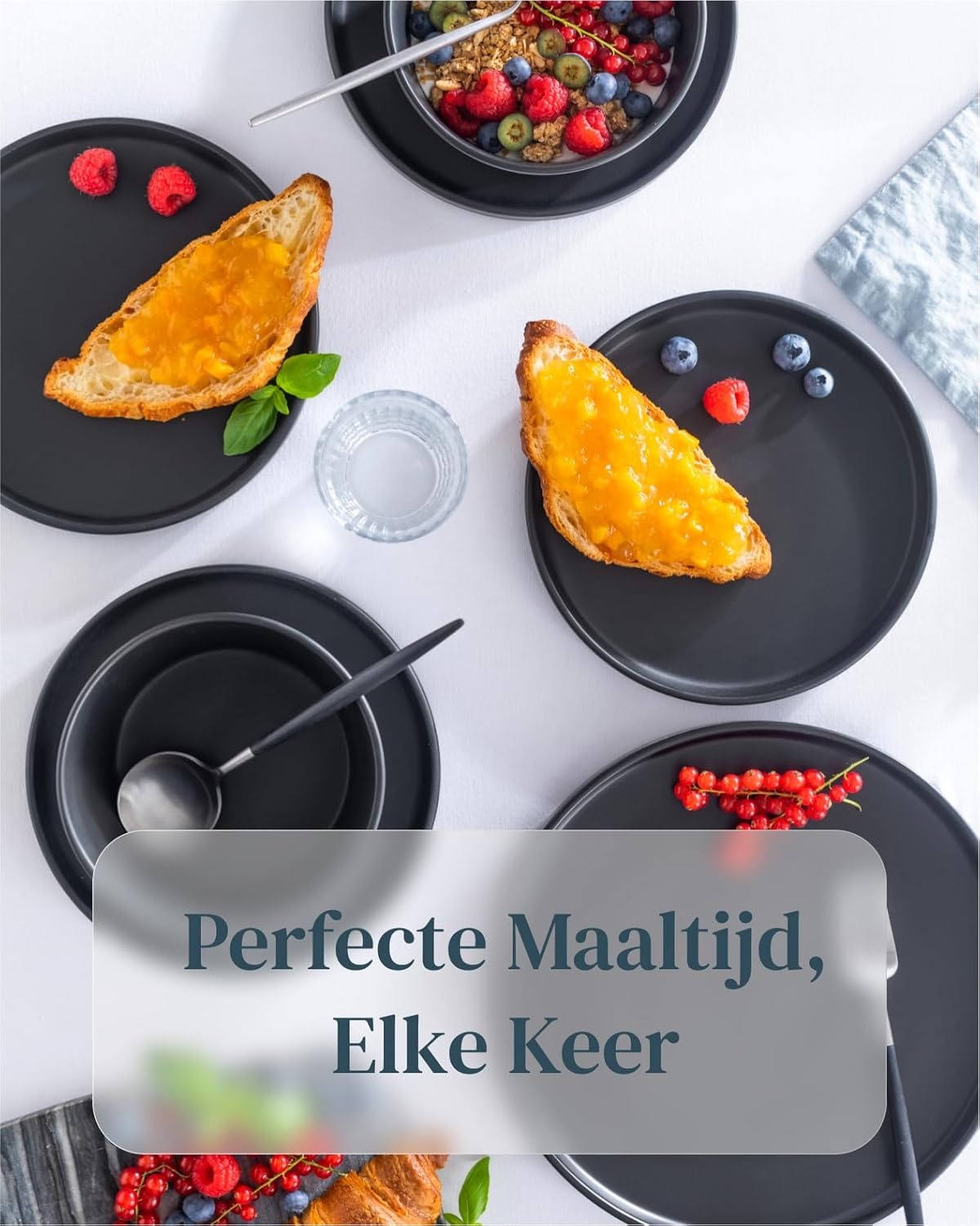 18-delig Zwart Aardewerk Servies - 34% Korting!