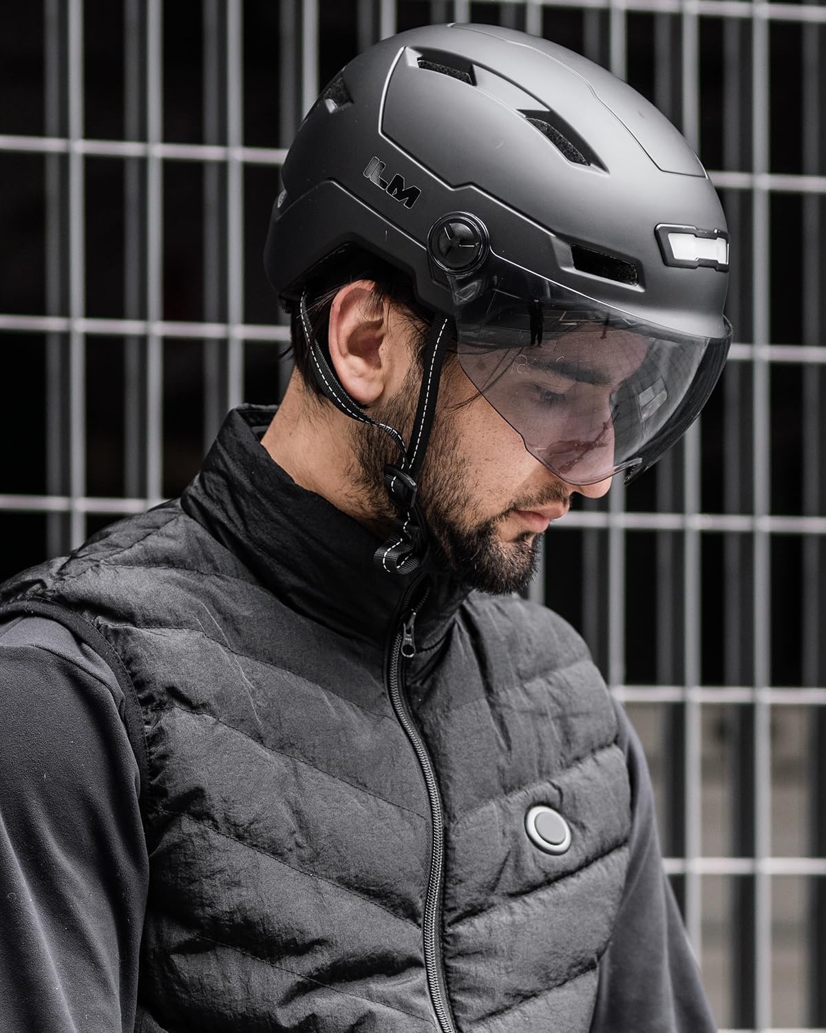 ILM Fietshelm voor Volwassenen met USB-oplaadbare LED Verlichting voor en achter - Mat Zwart - Maat L-XL