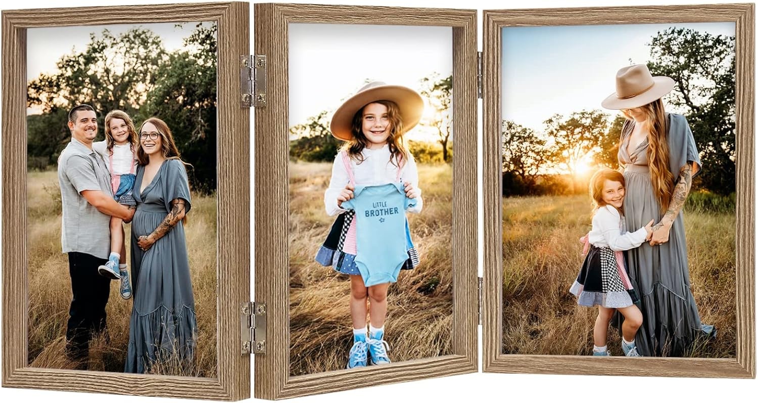 Drievoudige 5x7 Fotolijst Scharnierende Vouwbare Houten Fotolijst met Glazen Voorkant Staand Verticaal op Bureau Hout
