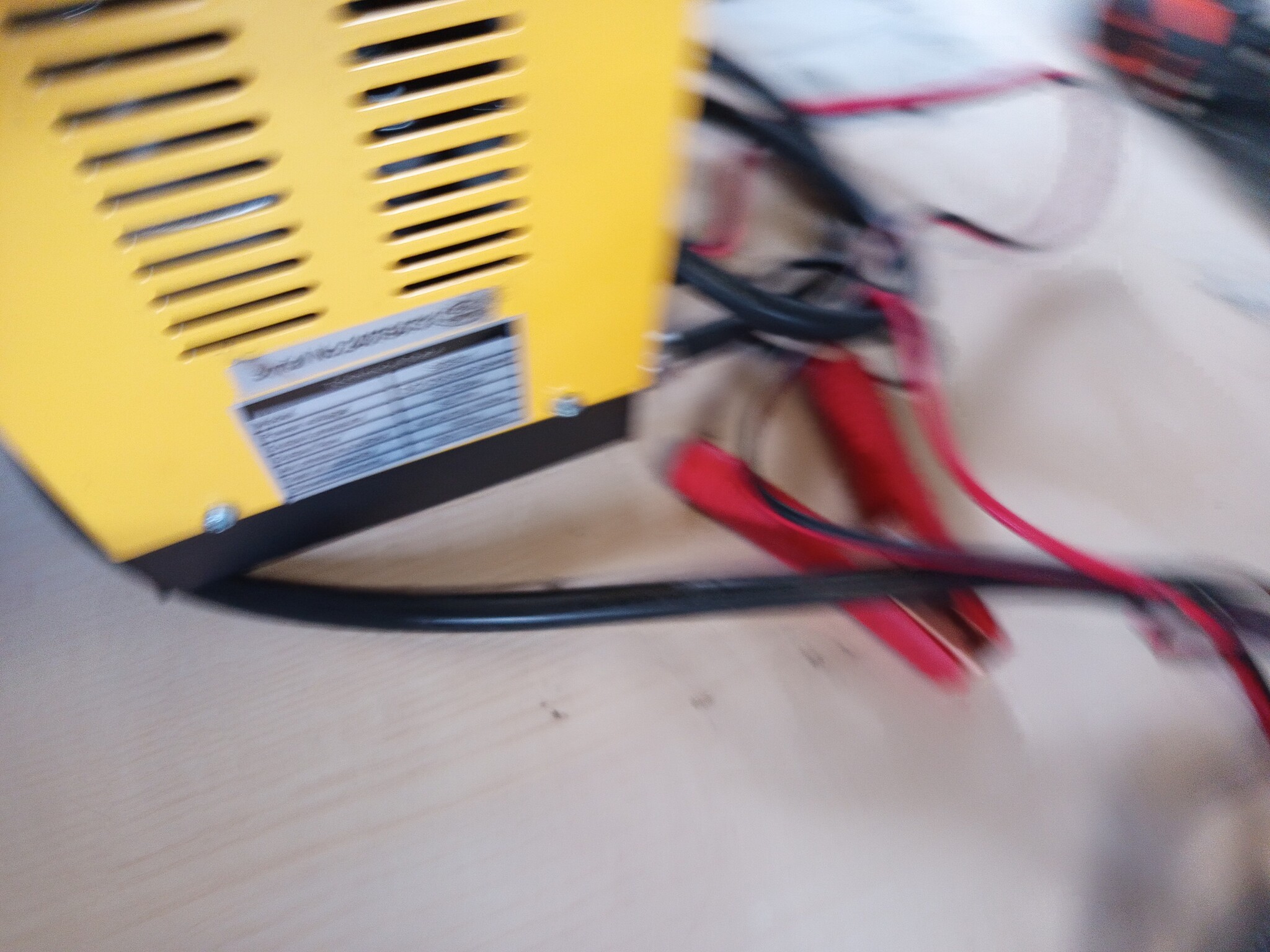 SOLARY SD302 Auto Rookmachine met Drukindicator voor Lekdetectie - DC12V, Geel