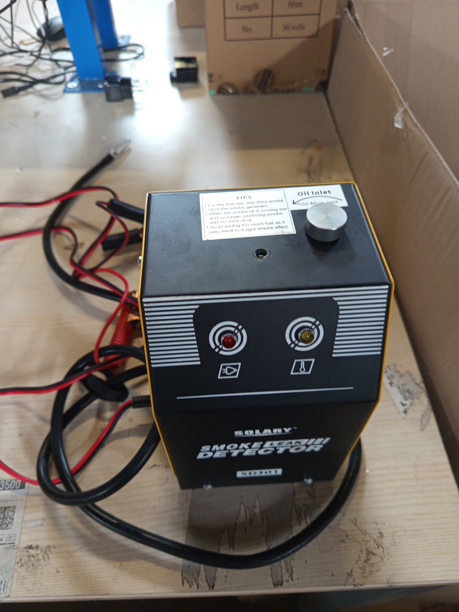 SOLARY SD302 Auto Rookmachine met Drukindicator voor Lekdetectie - DC12V, Geel